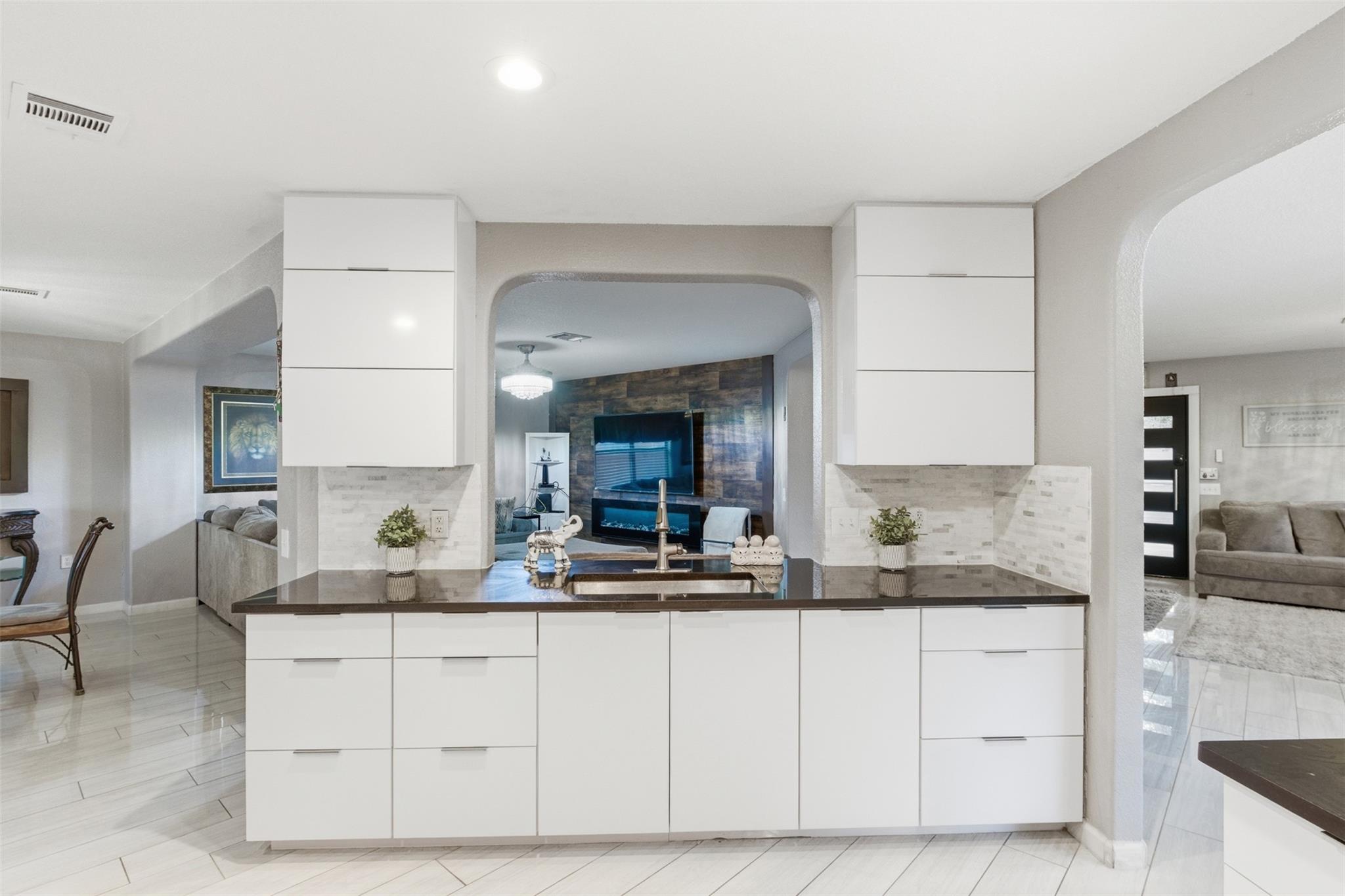 5701 Malarkey Rd, Del Valle, TX 78617