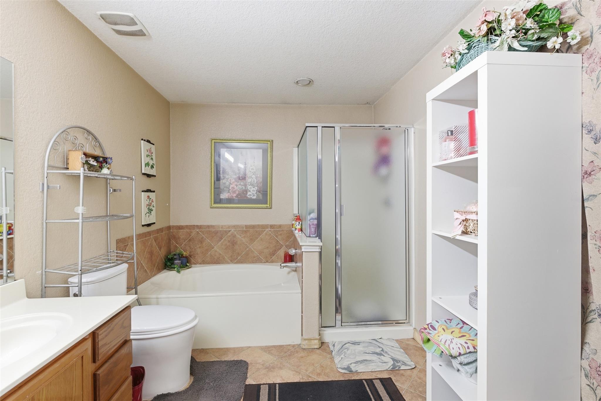 5701 Malarkey Rd, Del Valle, TX 78617