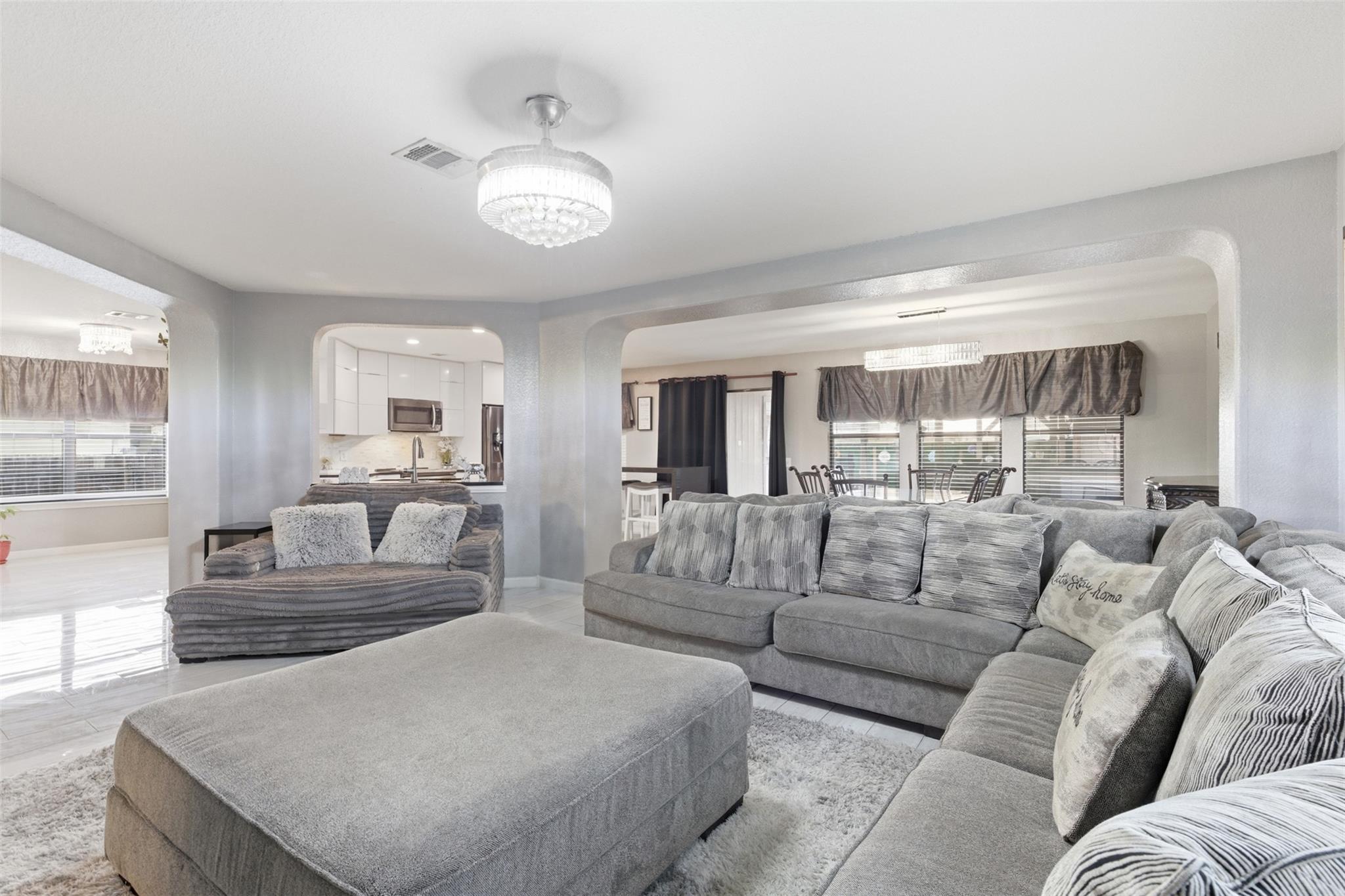 5701 Malarkey Rd, Del Valle, TX 78617