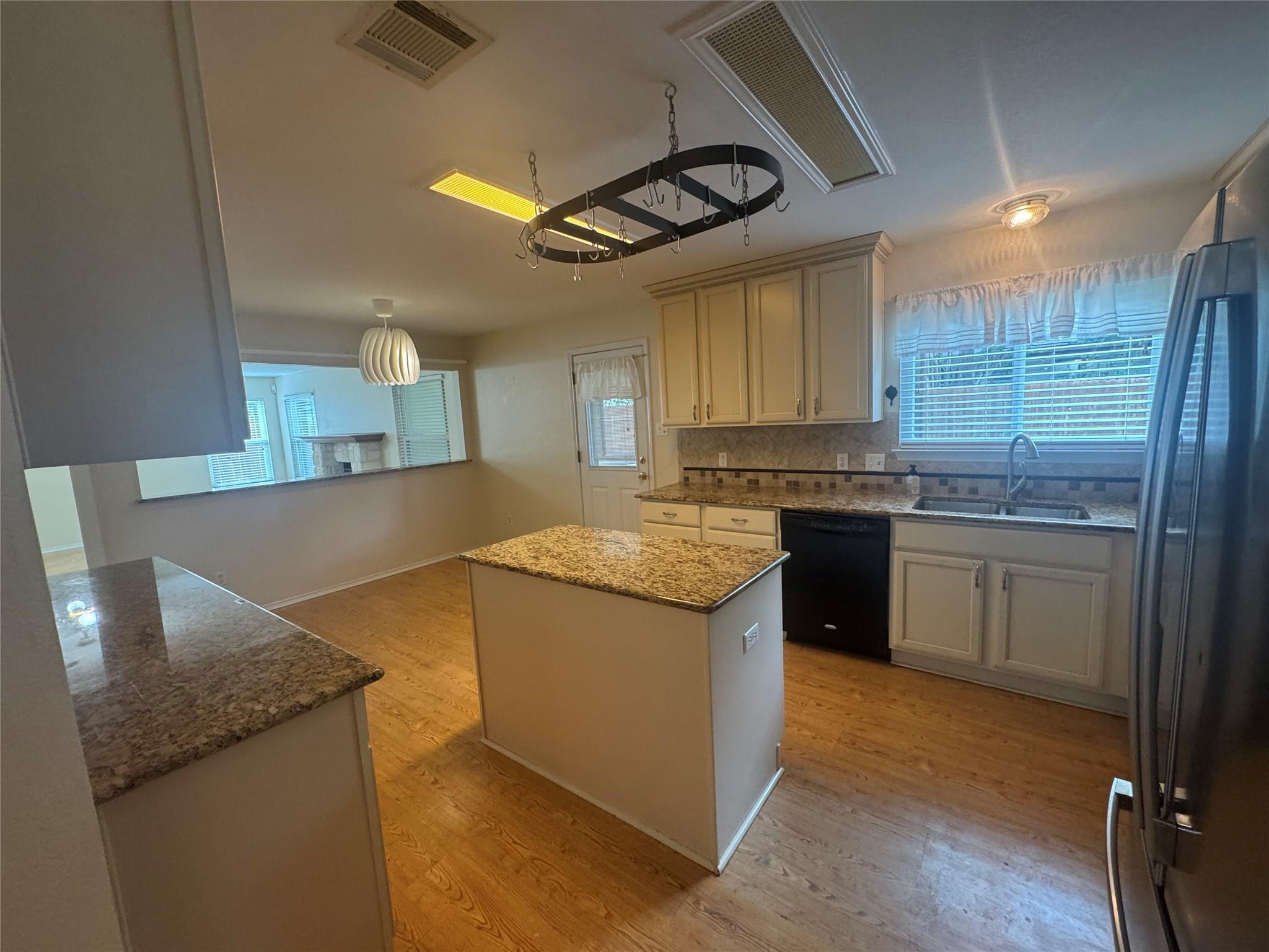 3816 Eagles Nest St, Round Rock, TX 78665