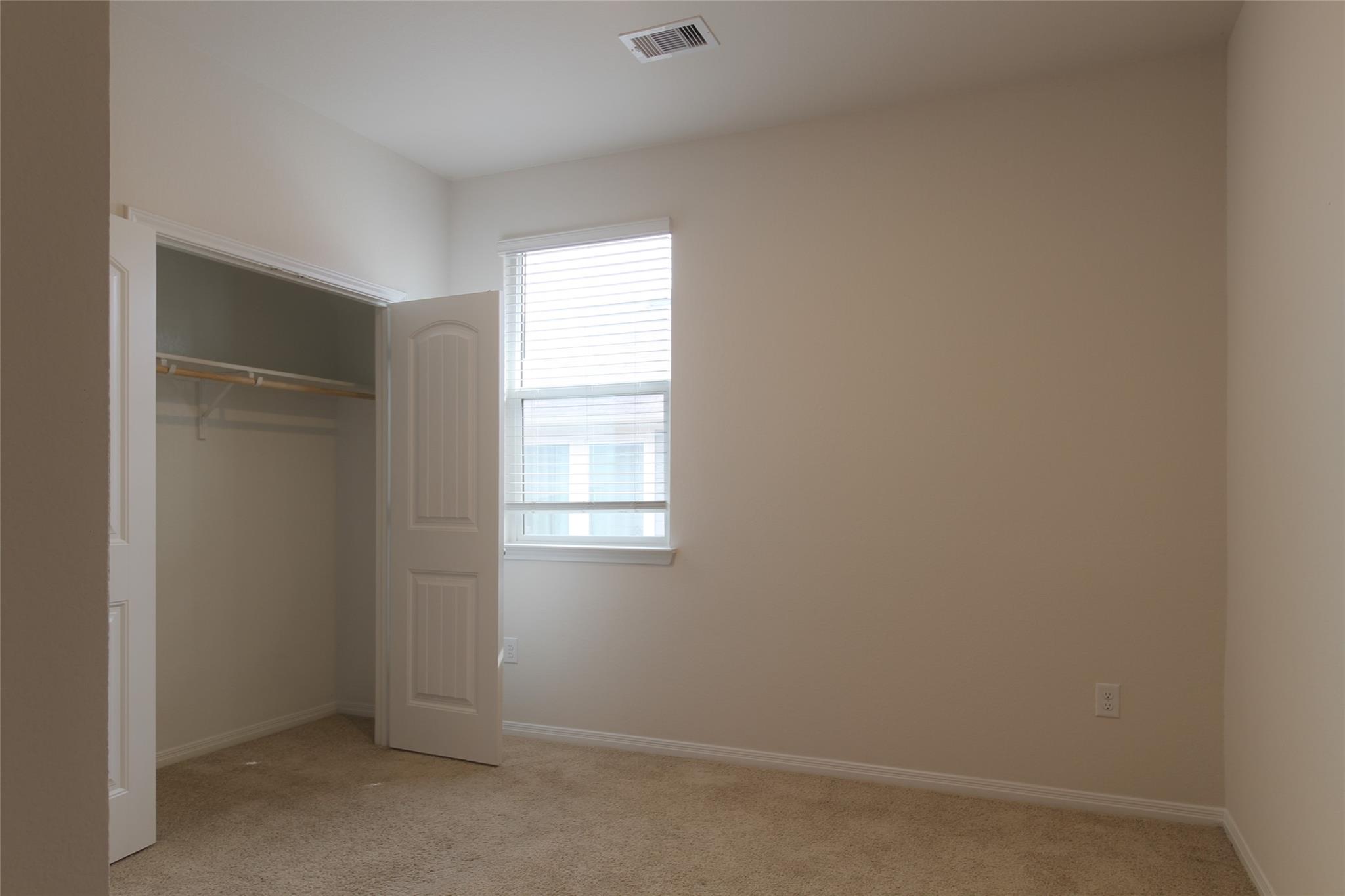 182 Eagle Mountain Trl, Kyle, TX 78640