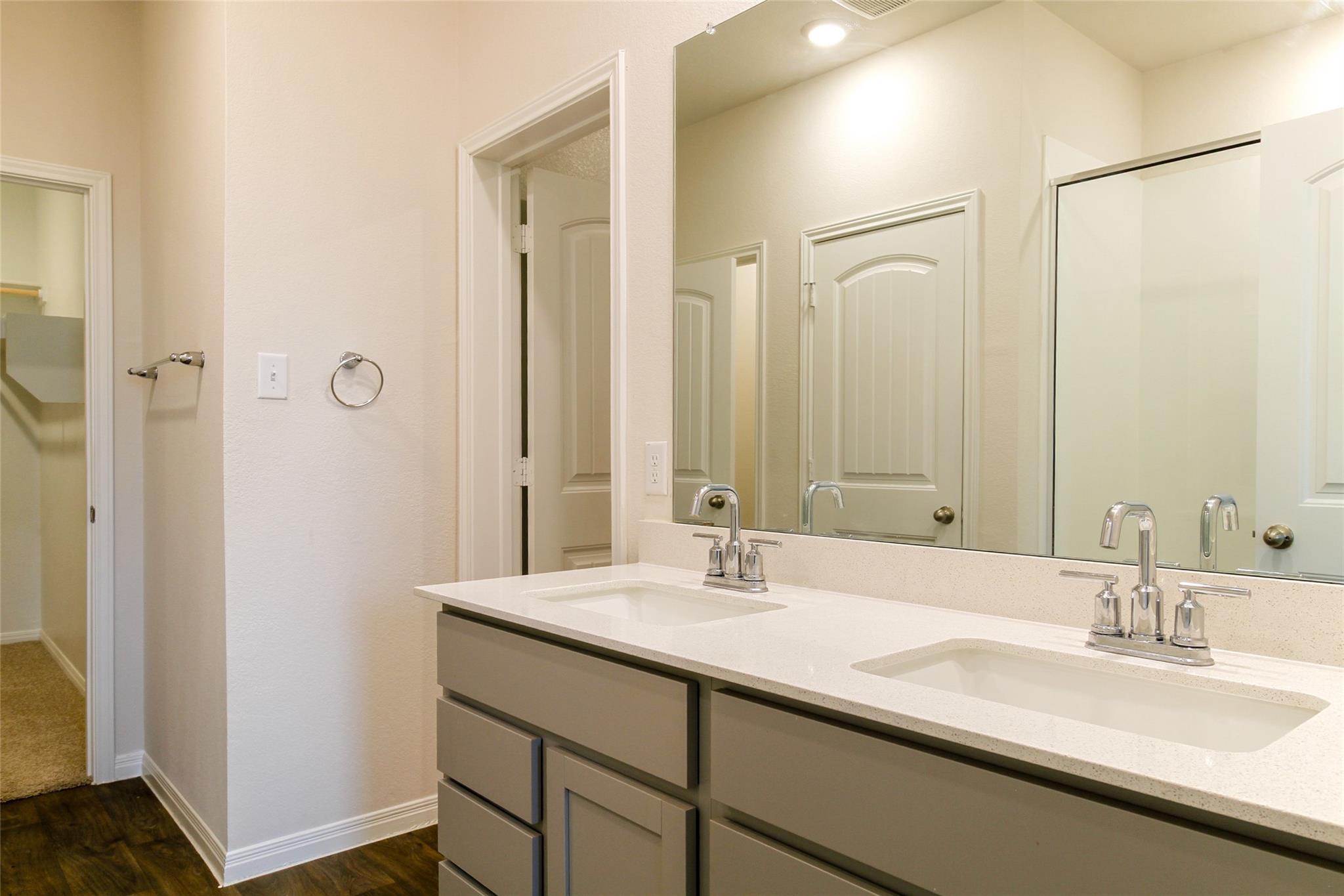 182 Eagle Mountain Trl, Kyle, TX 78640