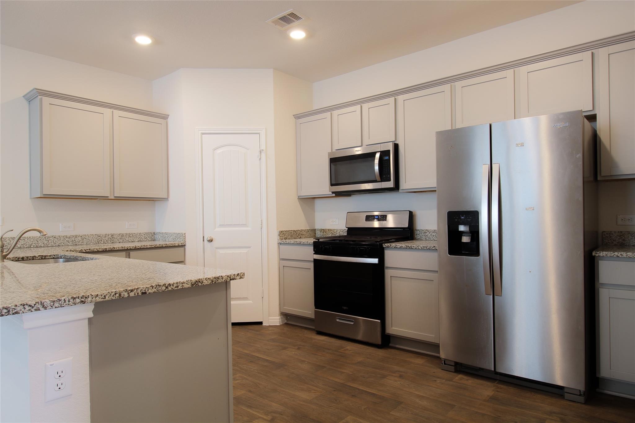 182 Eagle Mountain Trl, Kyle, TX 78640