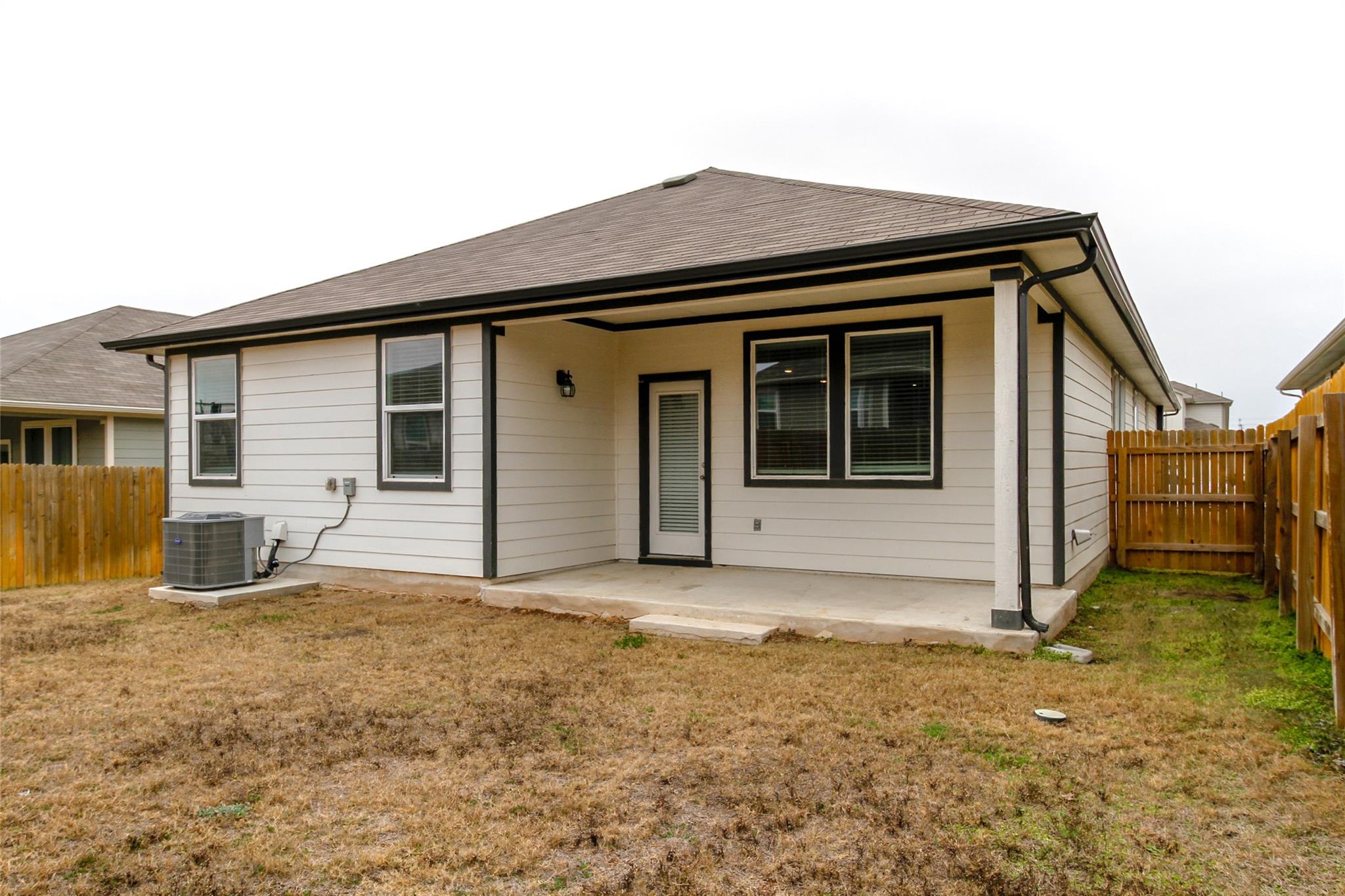 182 Eagle Mountain Trl, Kyle, TX 78640