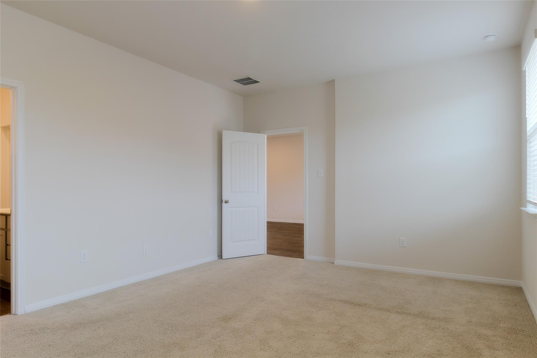 182 Eagle Mountain Trl, Kyle, TX 78640