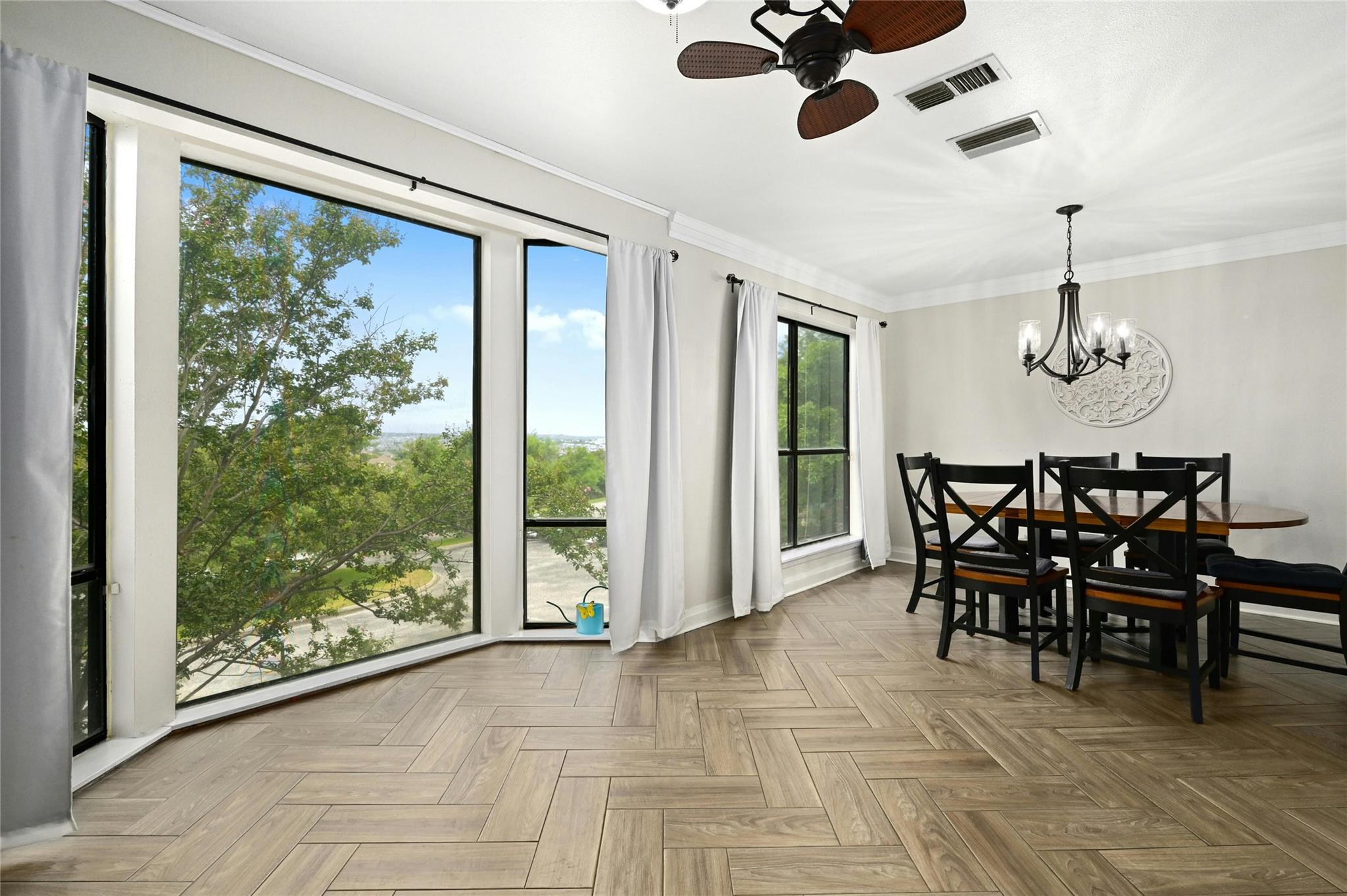 200 World Of Tennis Sq # 200, Lakeway, TX 78738