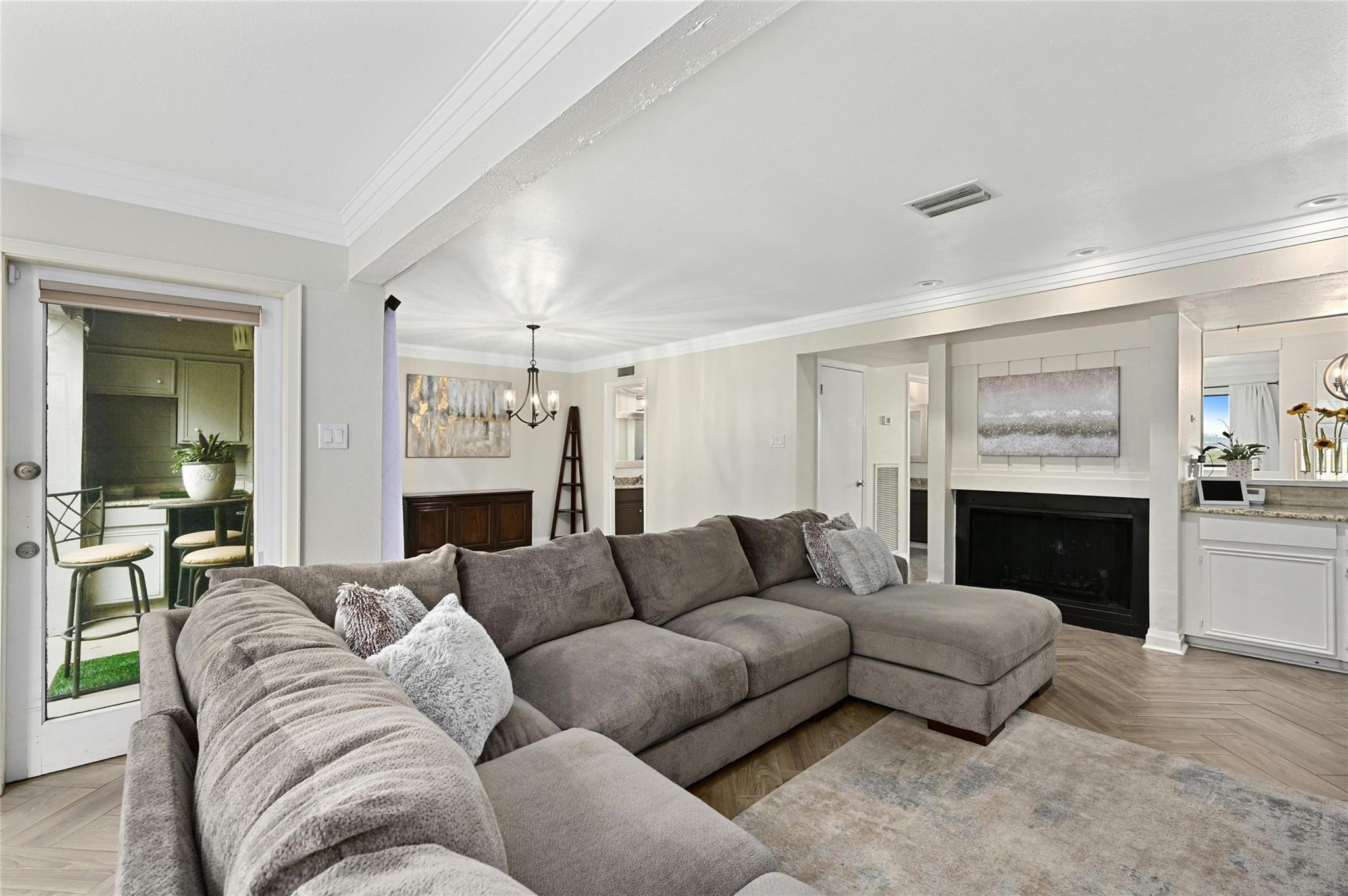 200 World Of Tennis Sq # 200, Lakeway, TX 78738