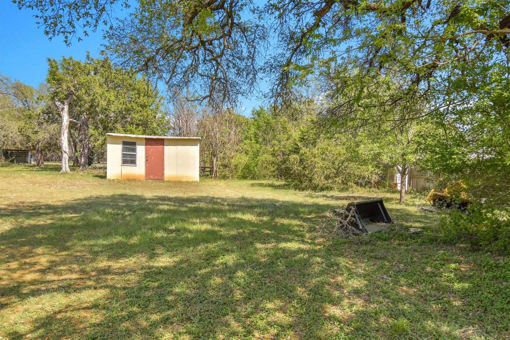 801 Live Oak Trl, Liberty Hill, TX 78642
