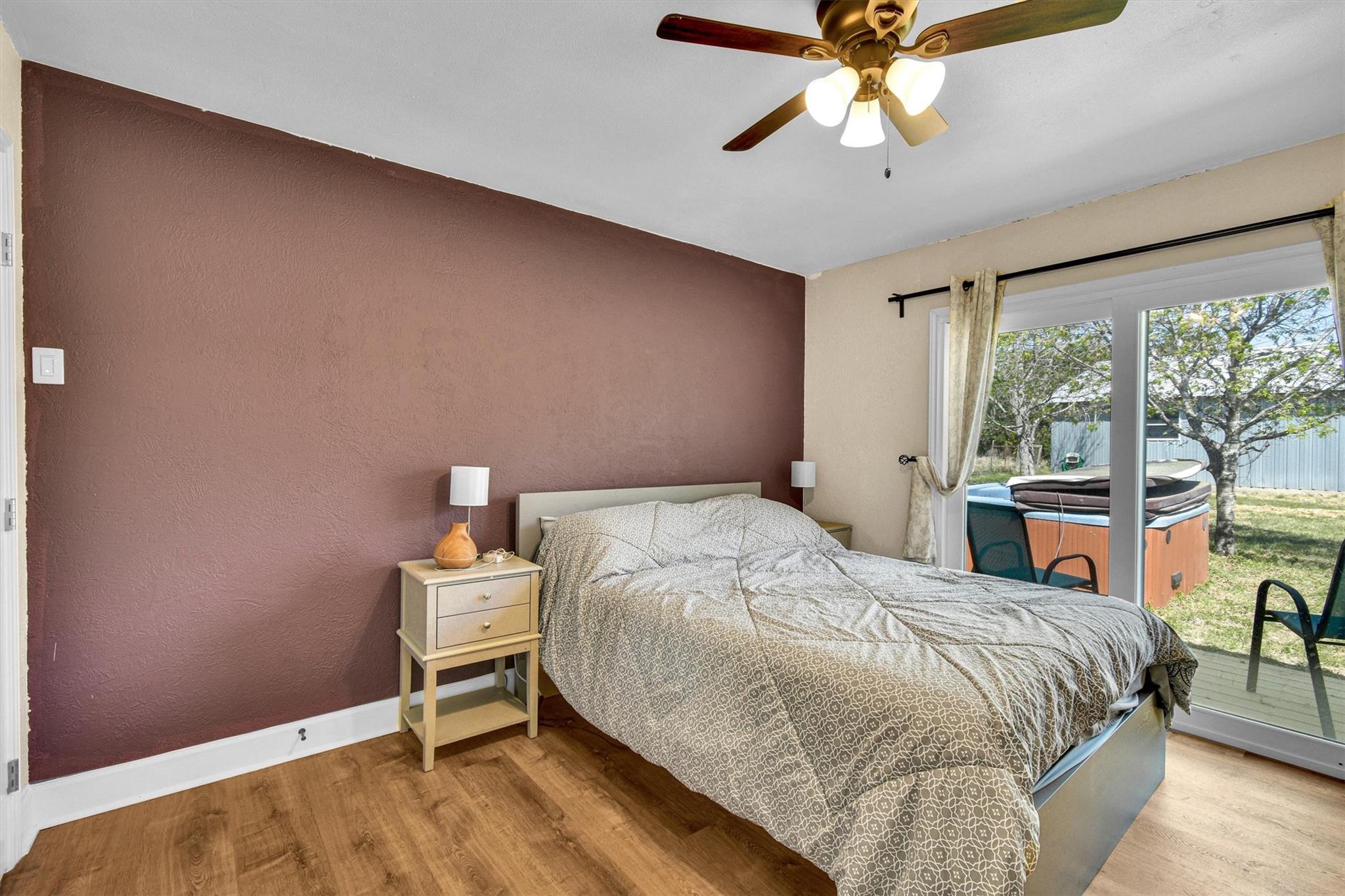 801 Live Oak Trl, Liberty Hill, TX 78642