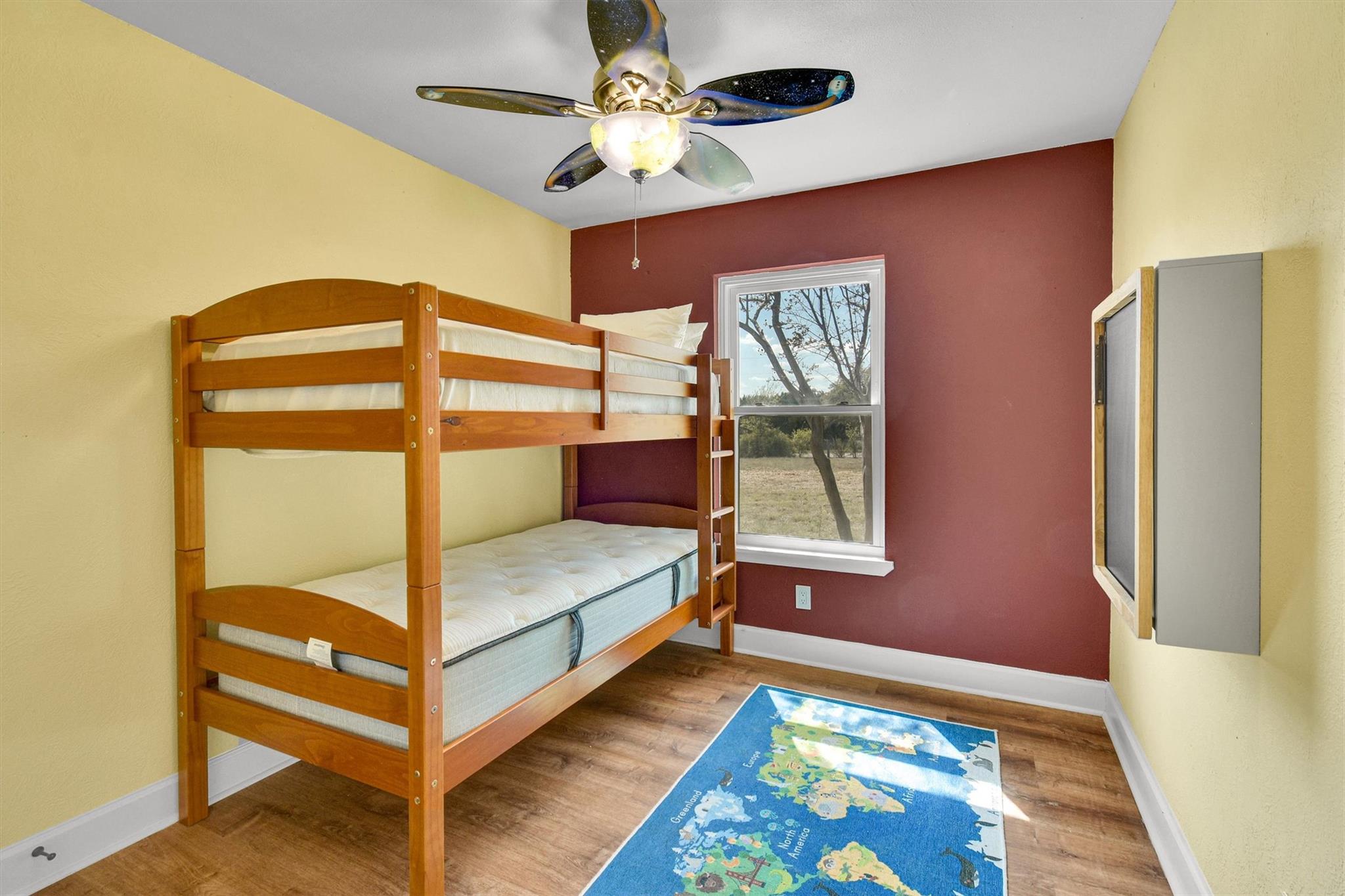 801 Live Oak Trl, Liberty Hill, TX 78642