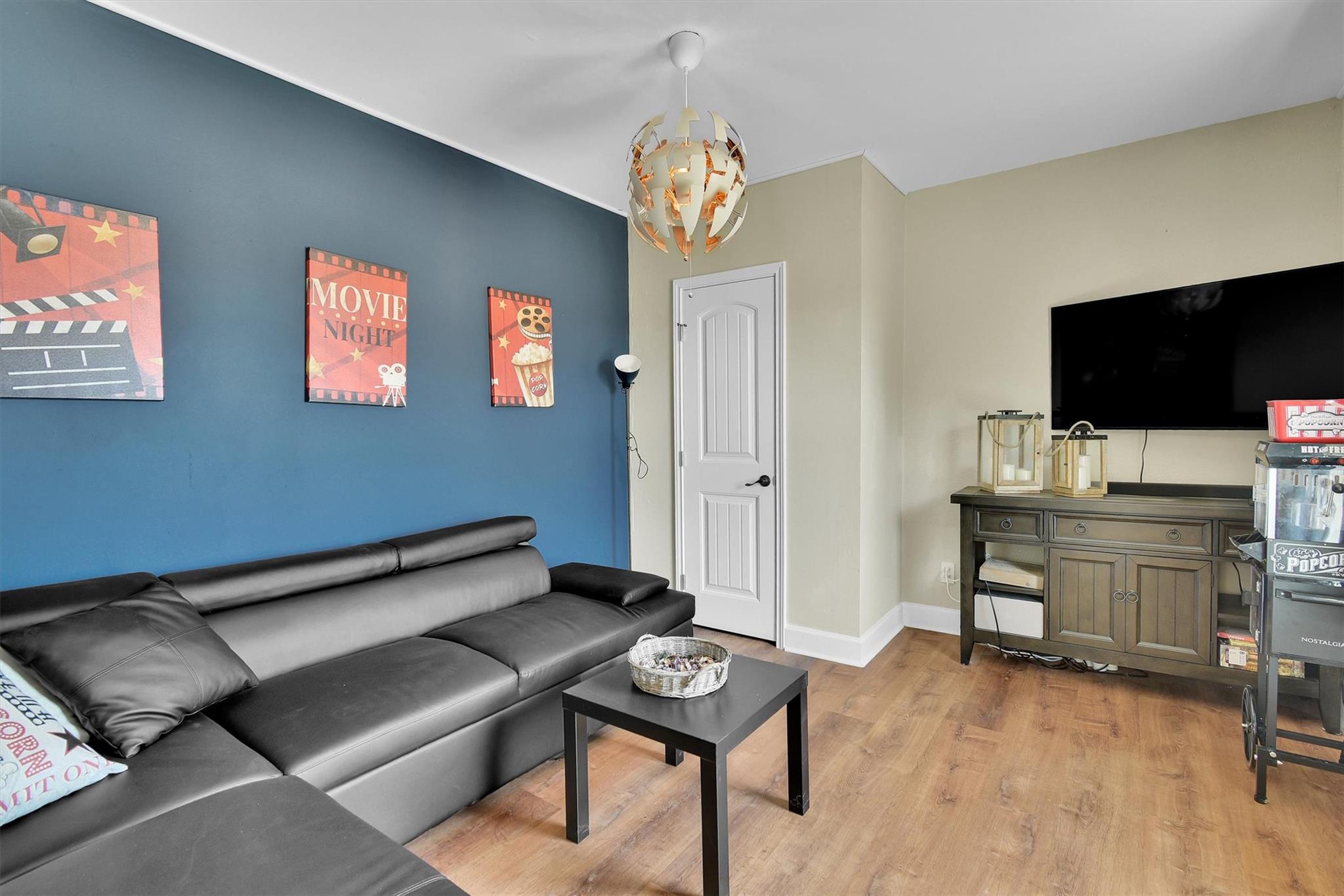 801 Live Oak Trl, Liberty Hill, TX 78642