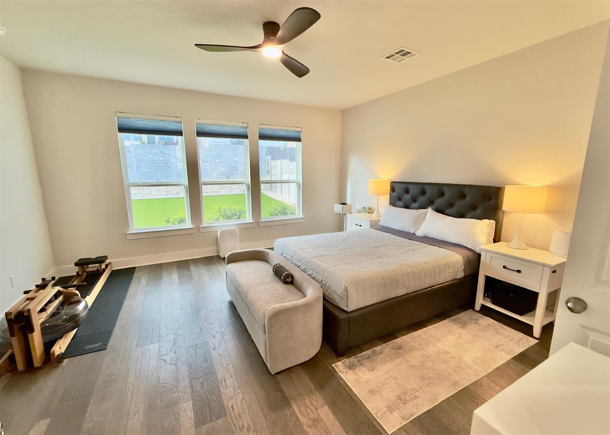 1849 Donetto Dr, Leander, TX 78641