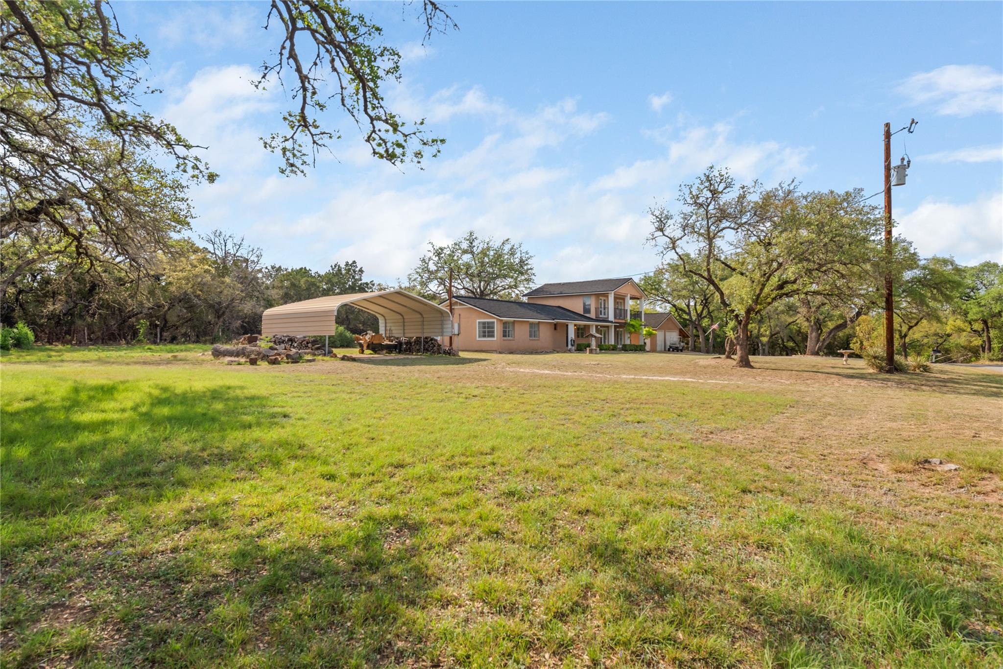 4948 Travis Oaks Dr, Marble Falls, TX 78654