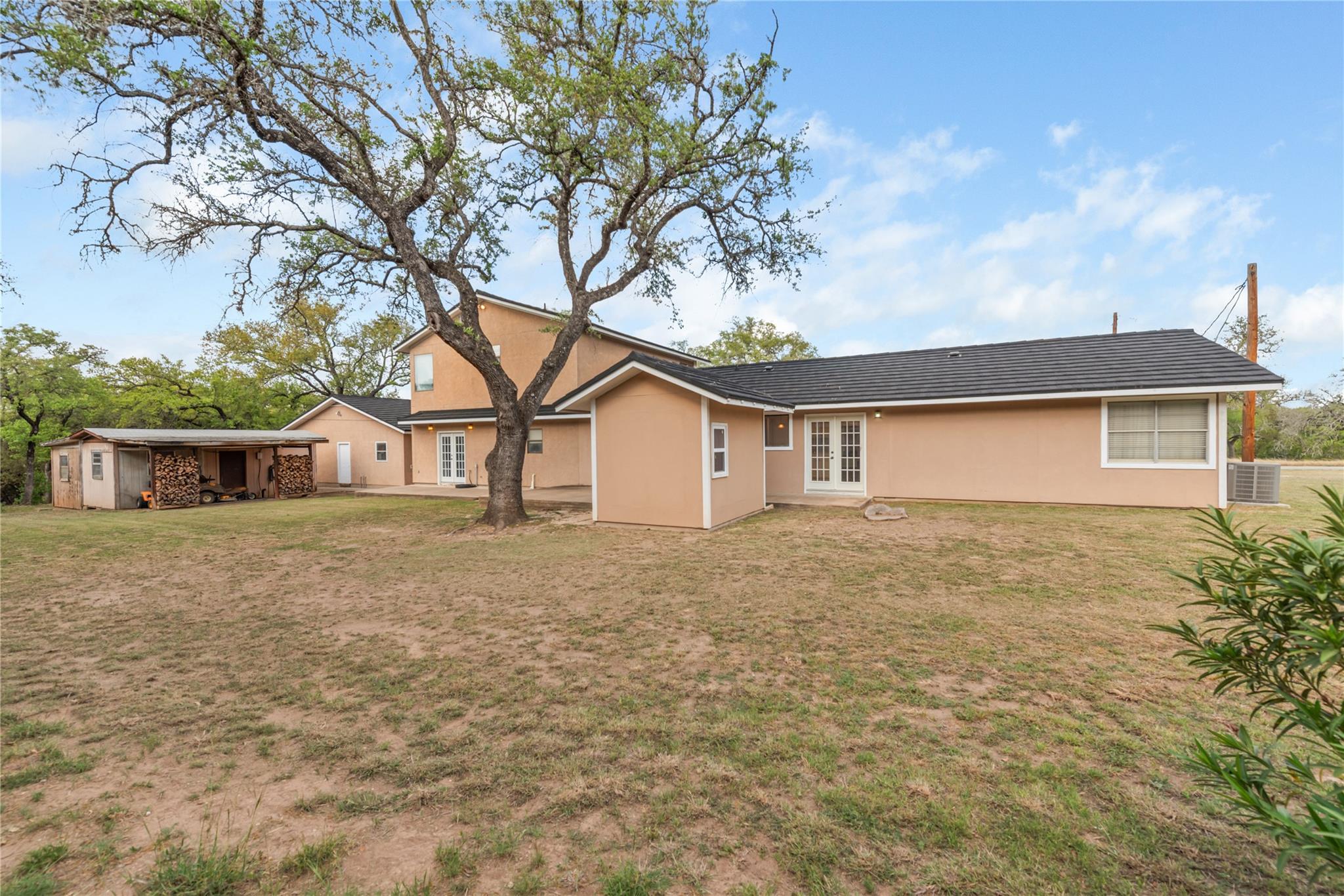 4948 Travis Oaks Dr, Marble Falls, TX 78654