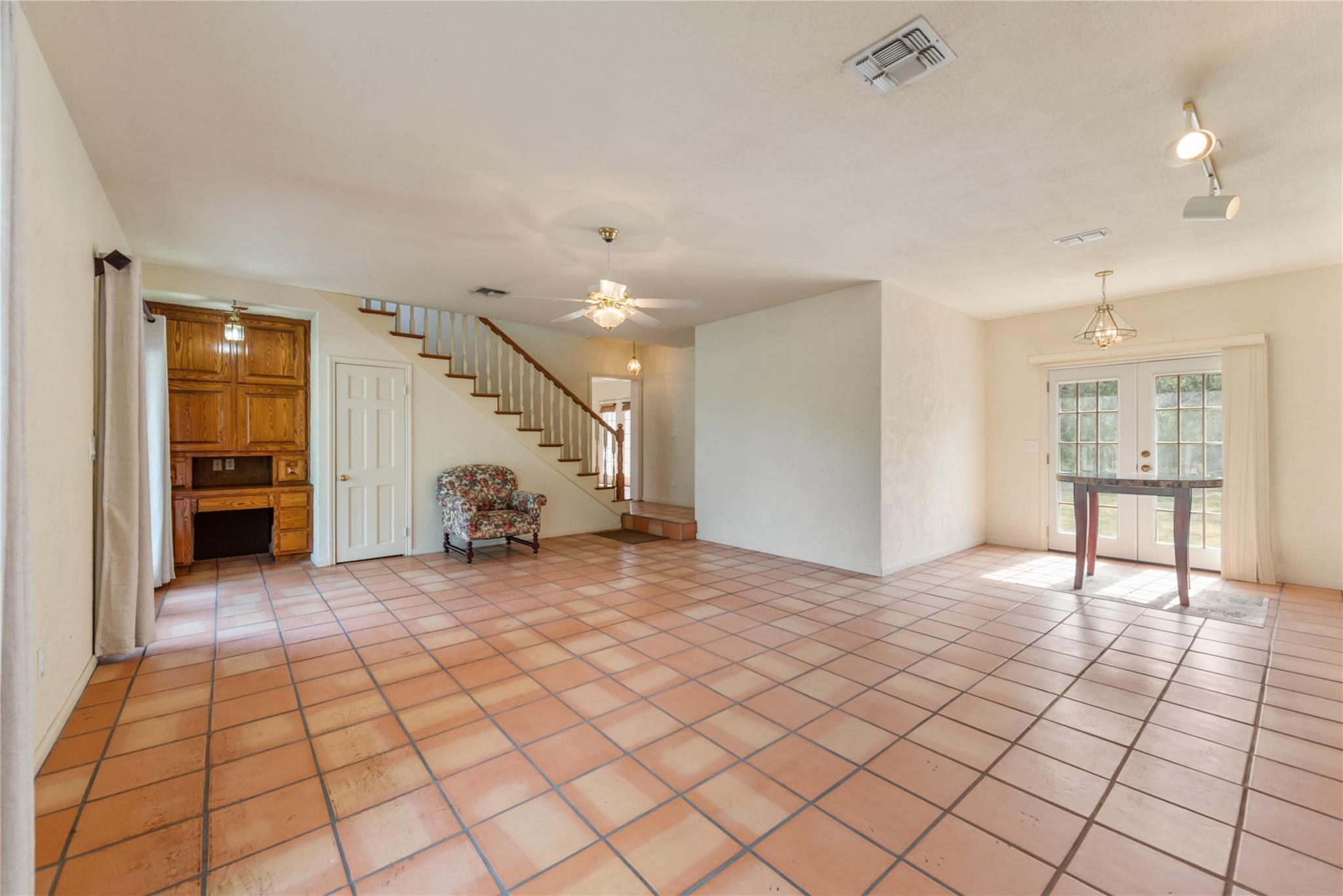 4948 Travis Oaks Dr, Marble Falls, TX 78654