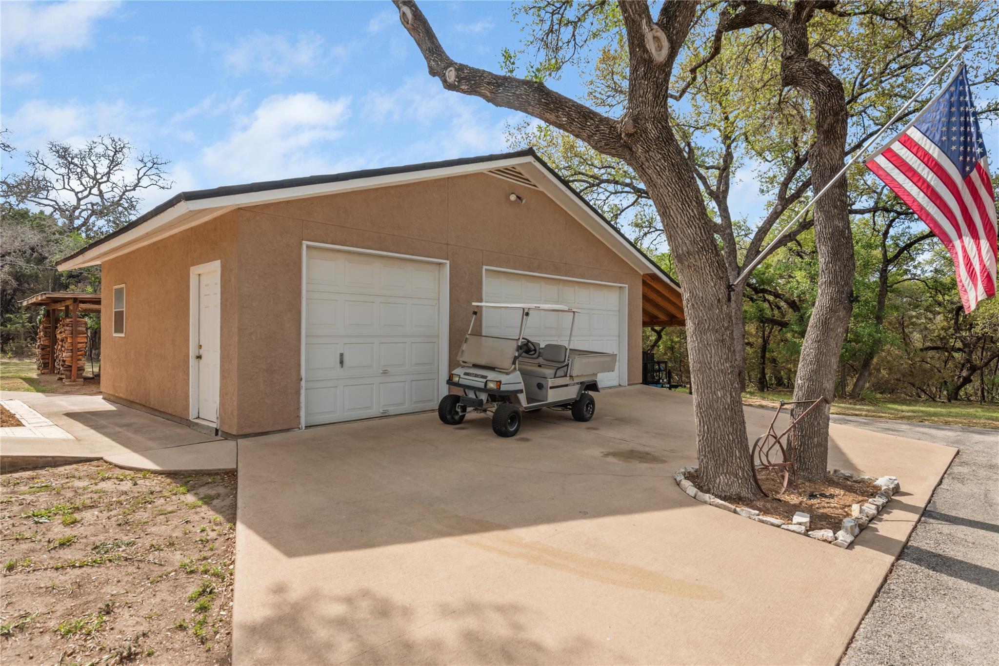 4948 Travis Oaks Dr, Marble Falls, TX 78654