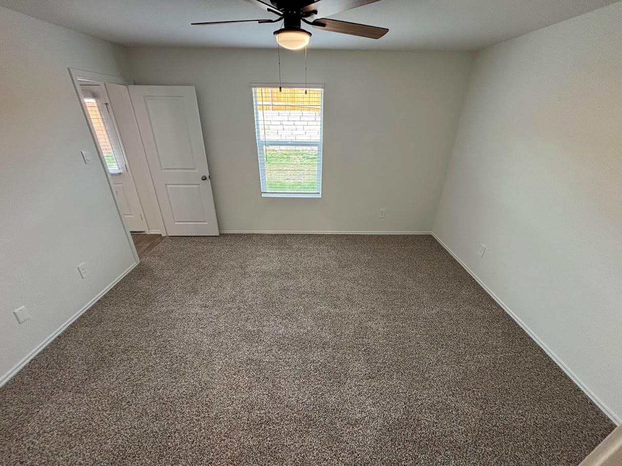 189 Bull Lake Cir, Buda, TX 78610