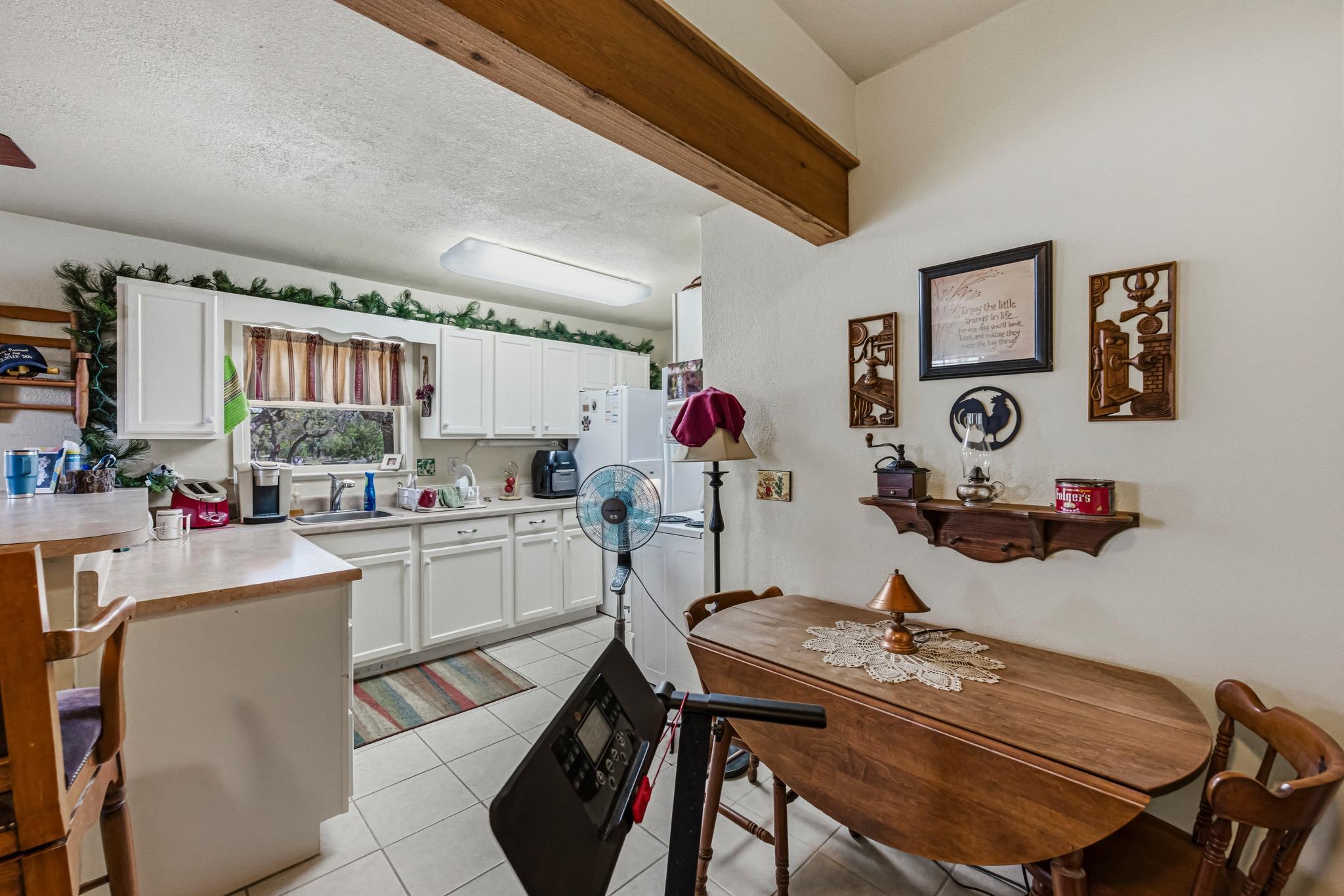 600 Misti Ln, Driftwood, TX 78619