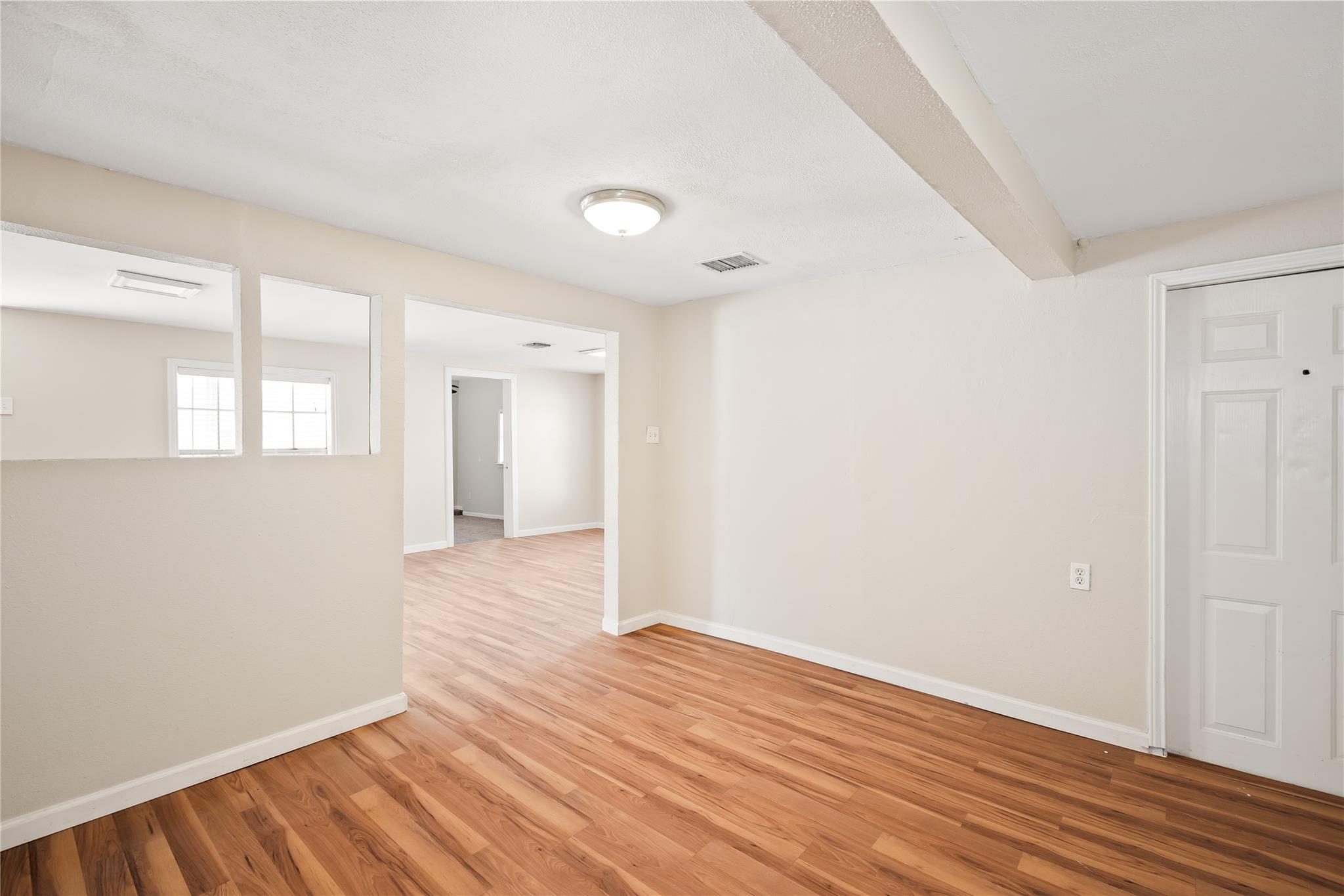 1706 Riverview St, Austin, TX 78702