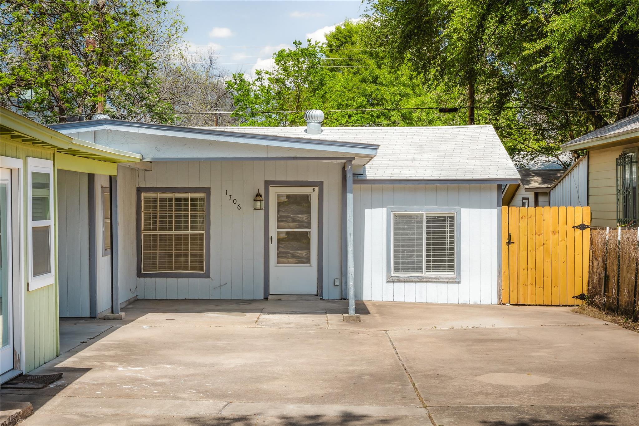 1706 Riverview St, Austin, TX 78702