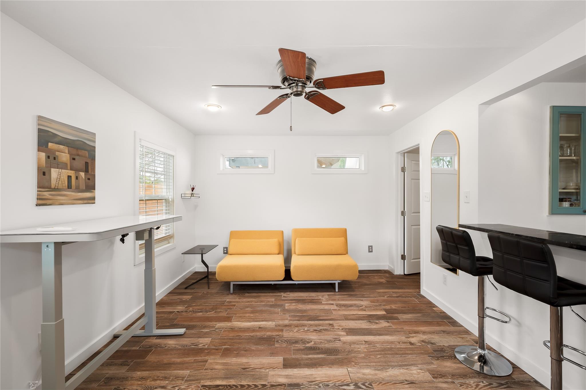 1706 Riverview St, Austin, TX 78702