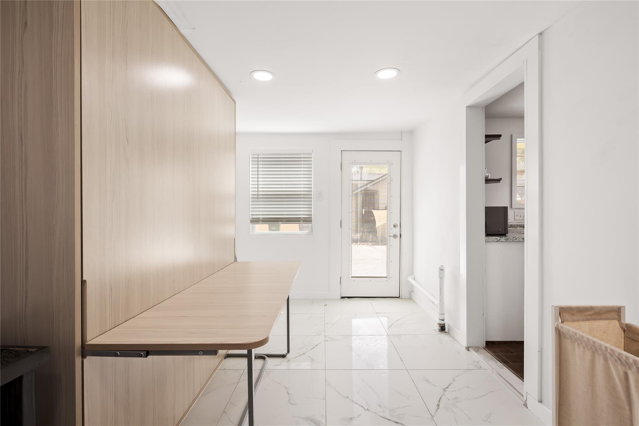 1706 Riverview St, Austin, TX 78702