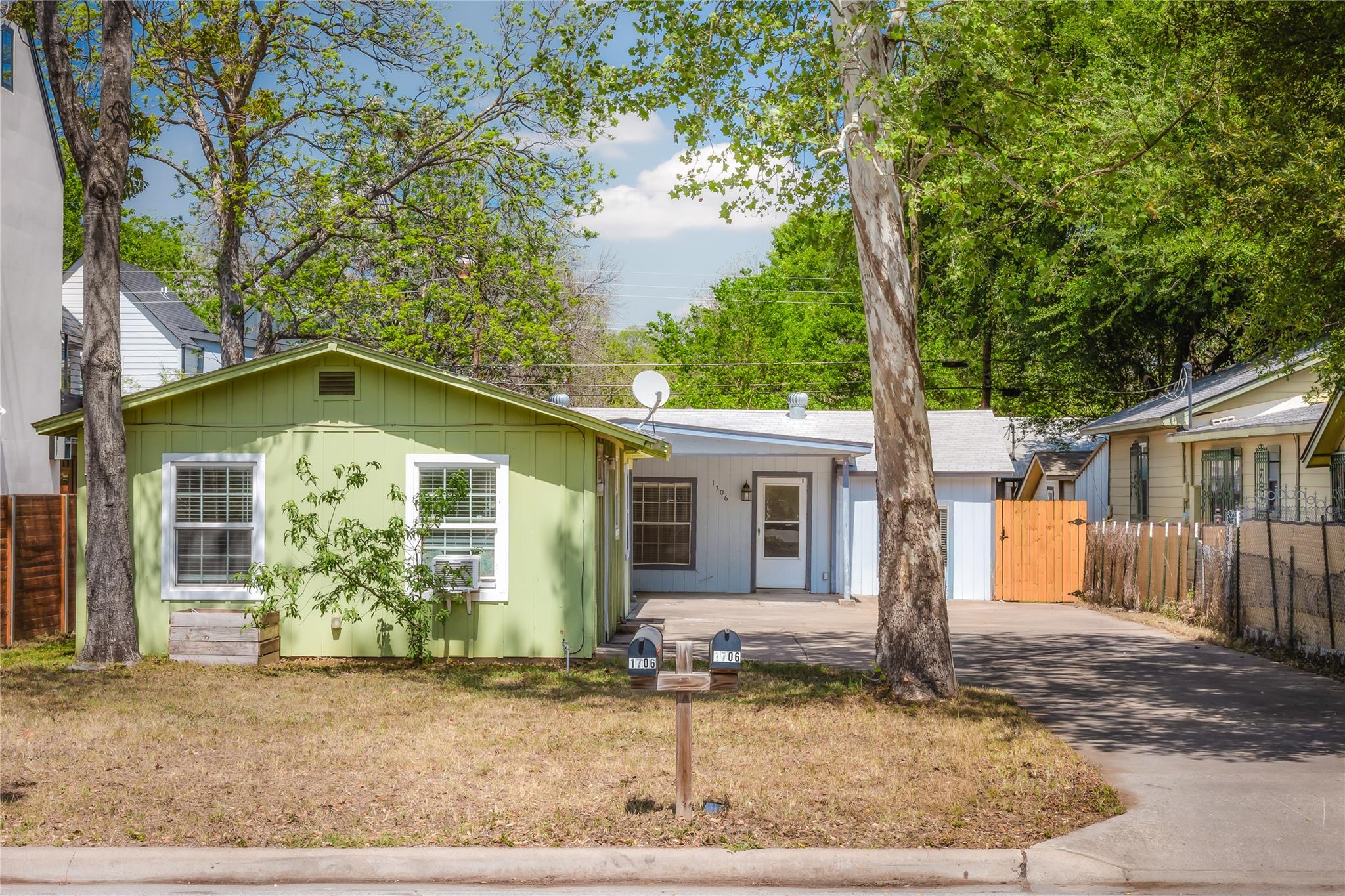 1706 Riverview St, Austin, TX 78702