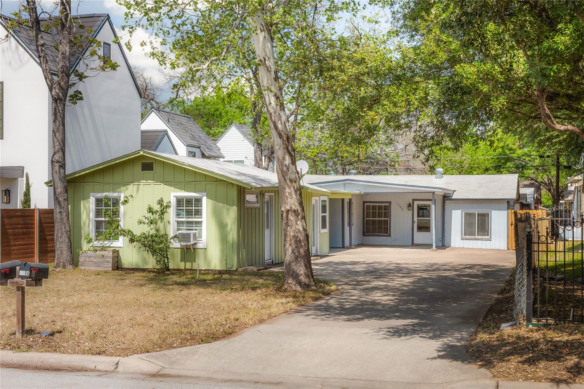 1706 Riverview St, Austin, TX 78702