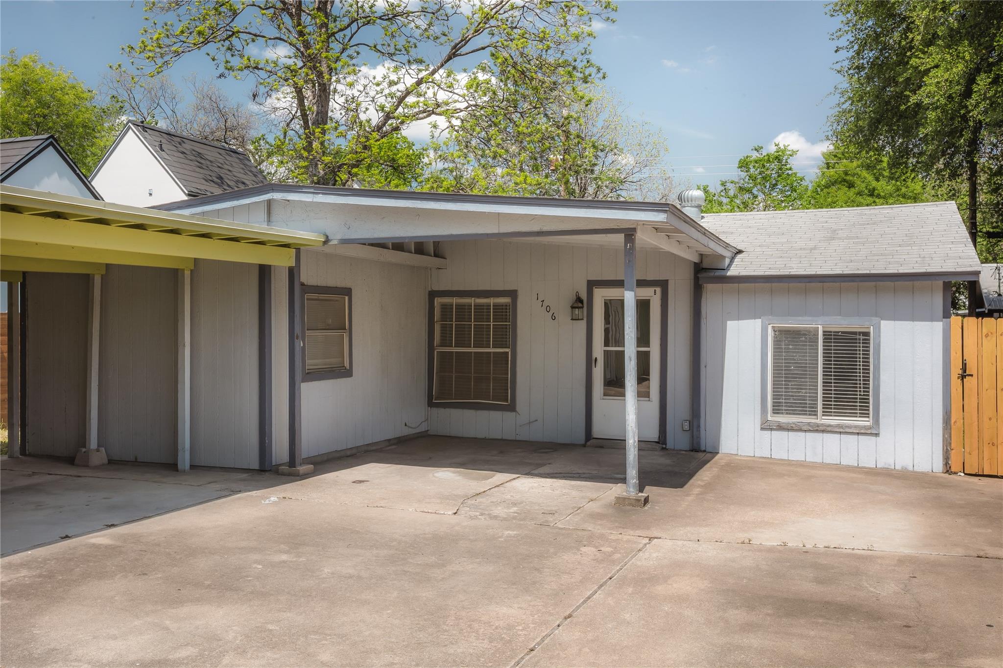 1706 Riverview St, Austin, TX 78702