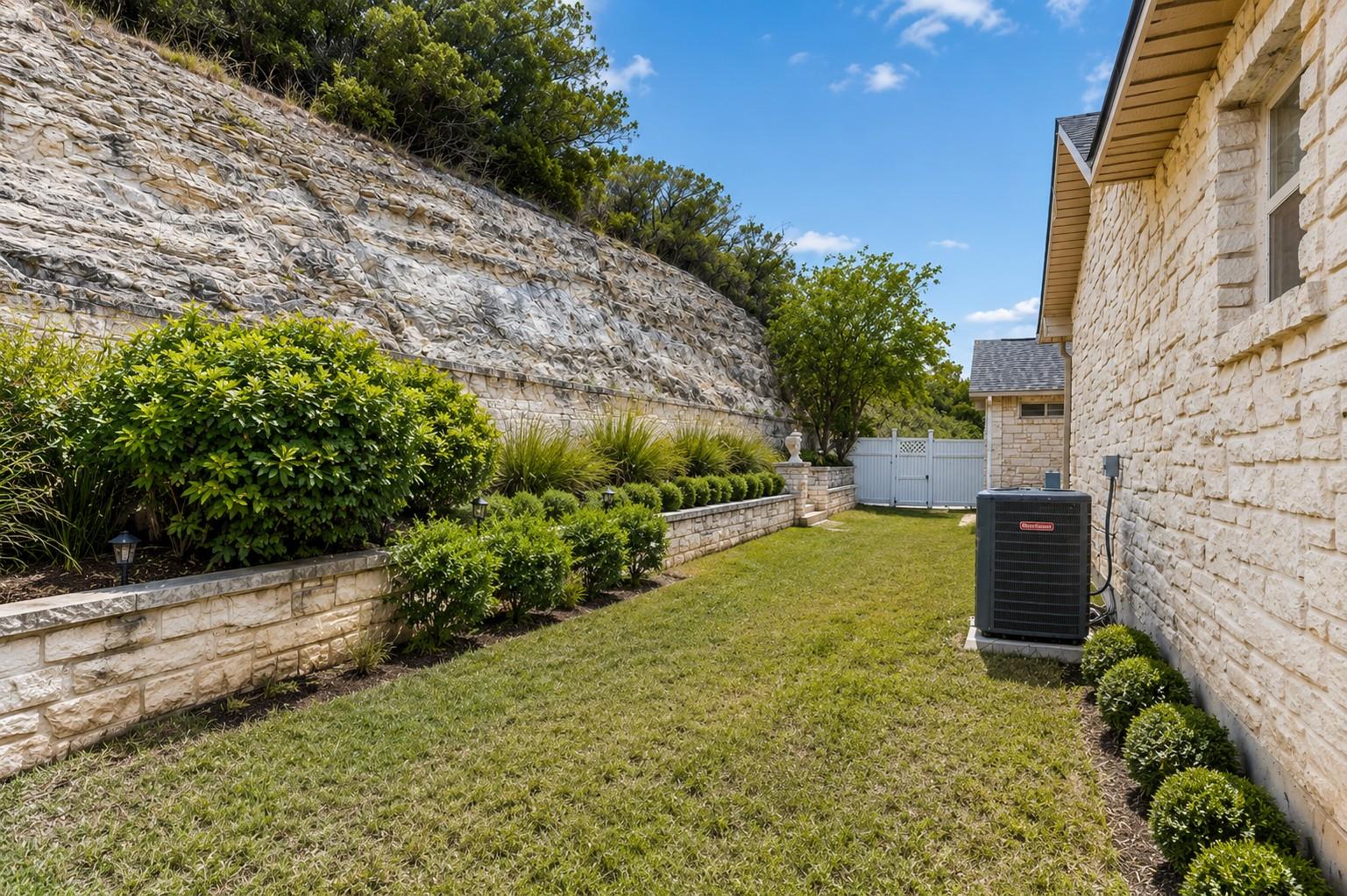 39 La Toya Trl, Wimberley, TX 78676