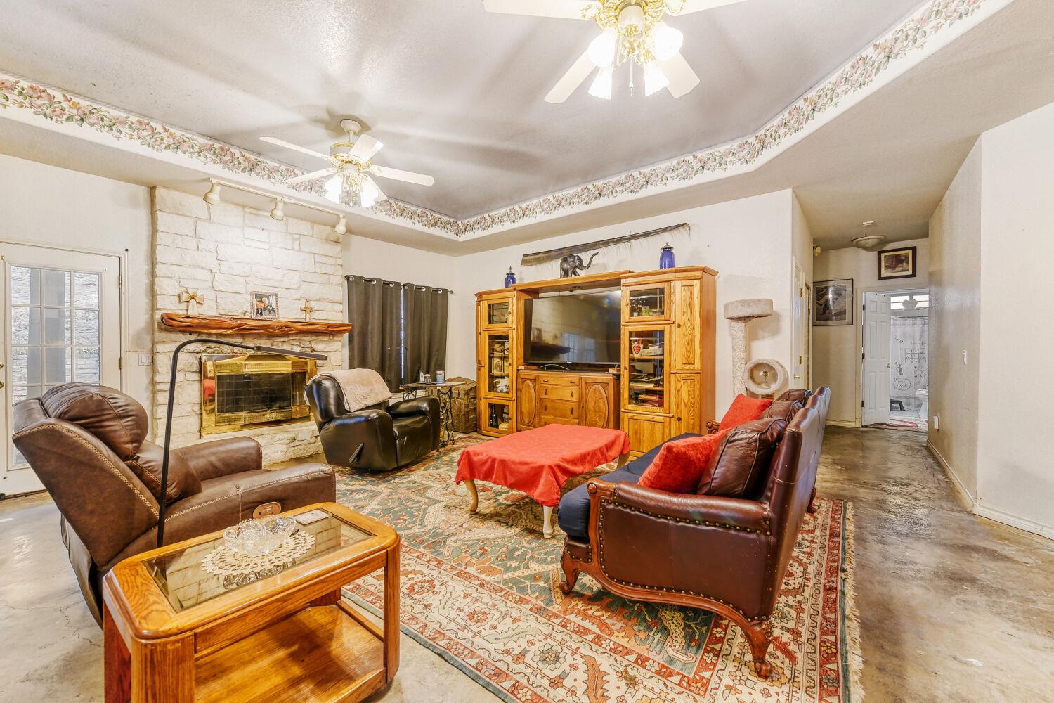 39 La Toya Trl, Wimberley, TX 78676