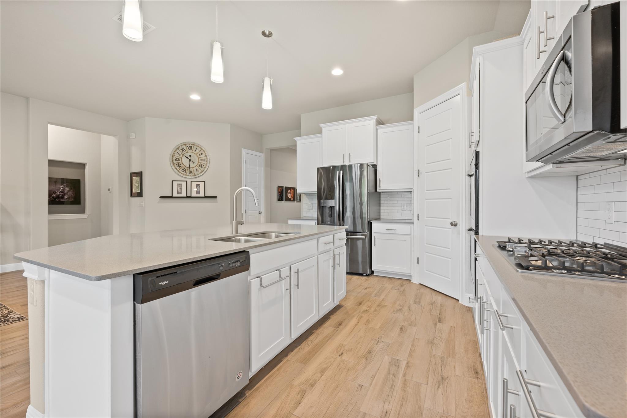 113 Orange Mimosa Ln, Leander, TX 78641