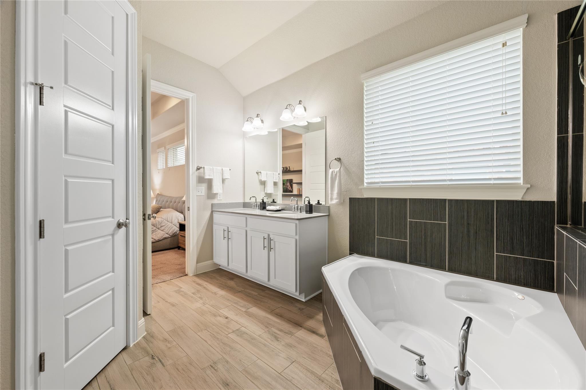 113 Orange Mimosa Ln, Leander, TX 78641