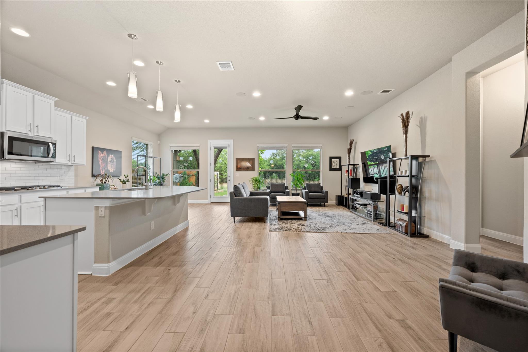 113 Orange Mimosa Ln, Leander, TX 78641