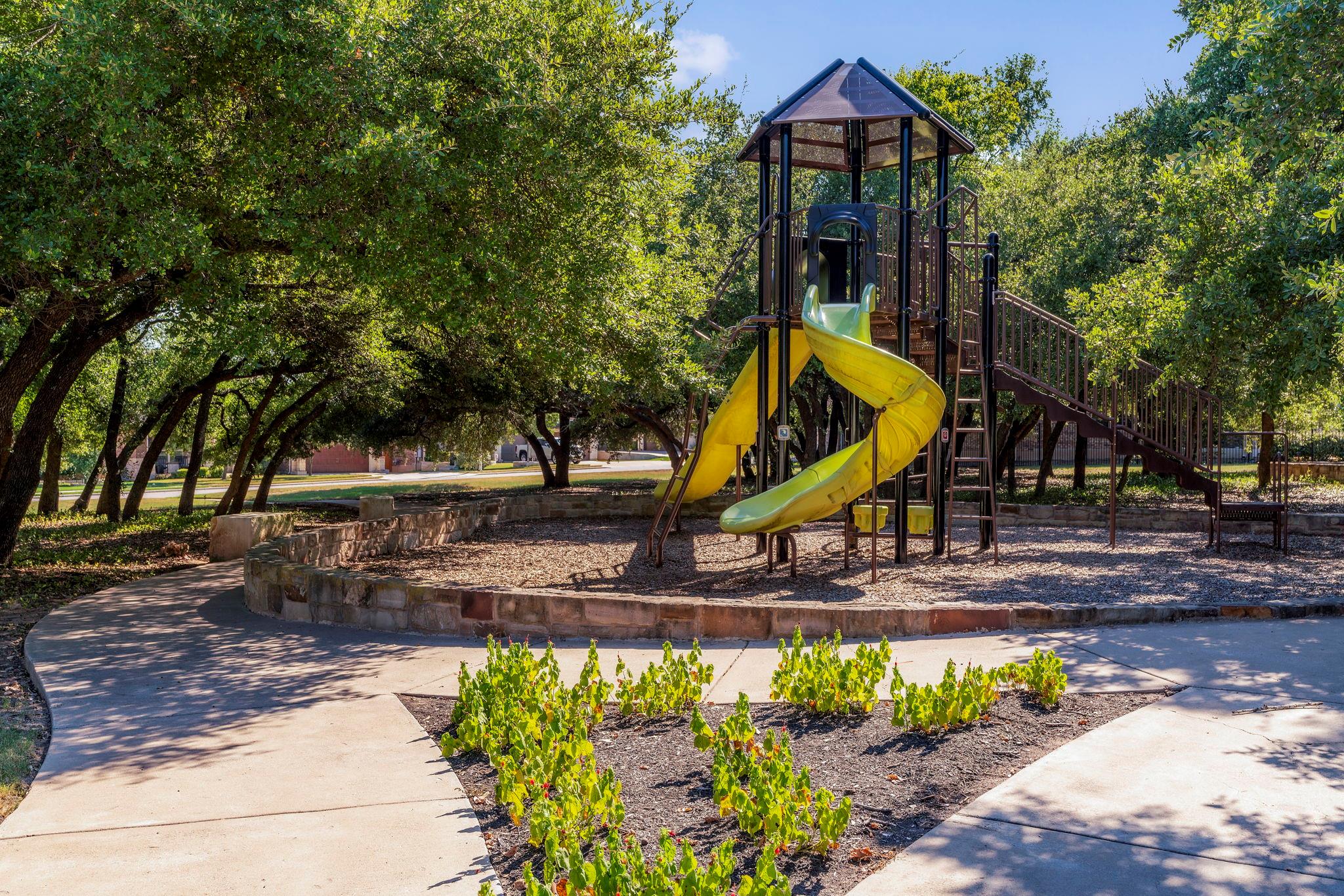 2433 Carretera Dr, Leander, TX 78641