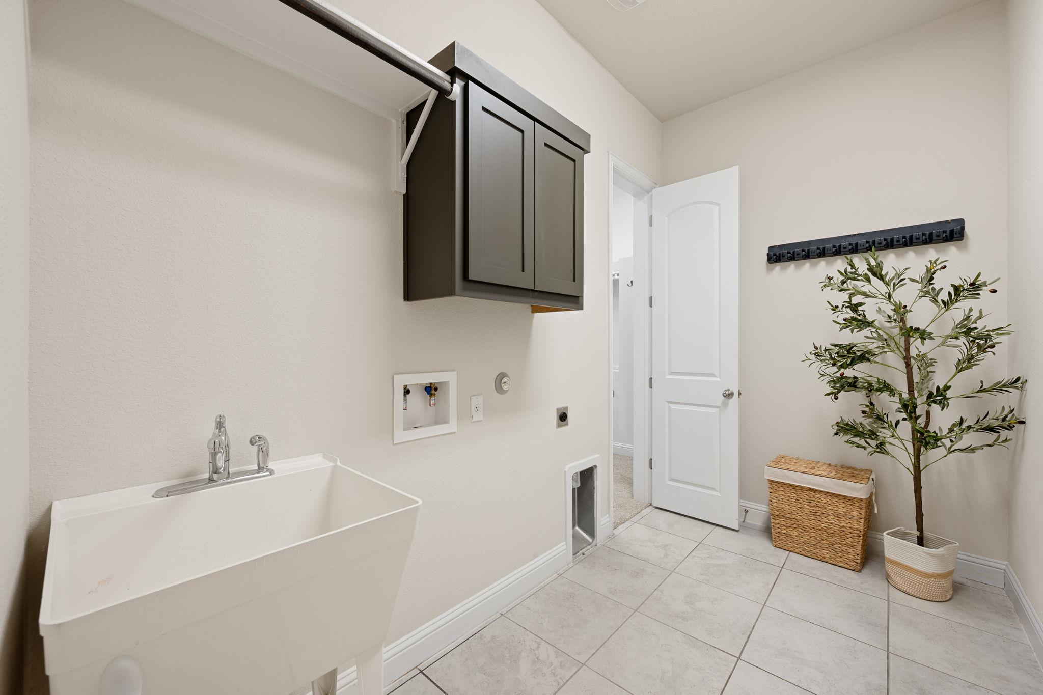 2433 Carretera Dr, Leander, TX 78641