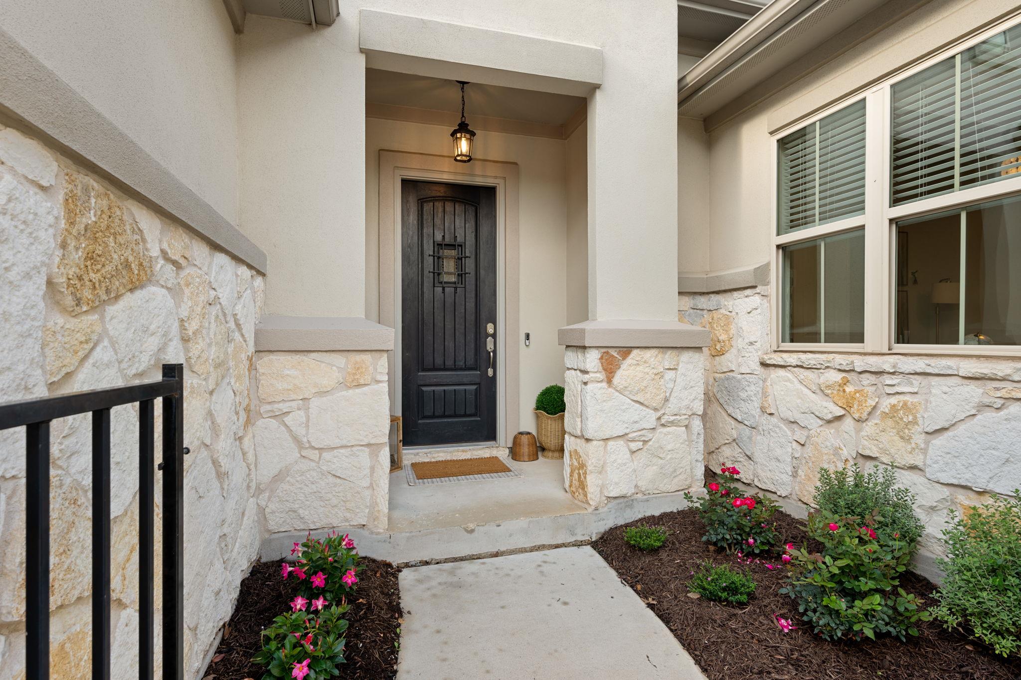 2433 Carretera Dr, Leander, TX 78641