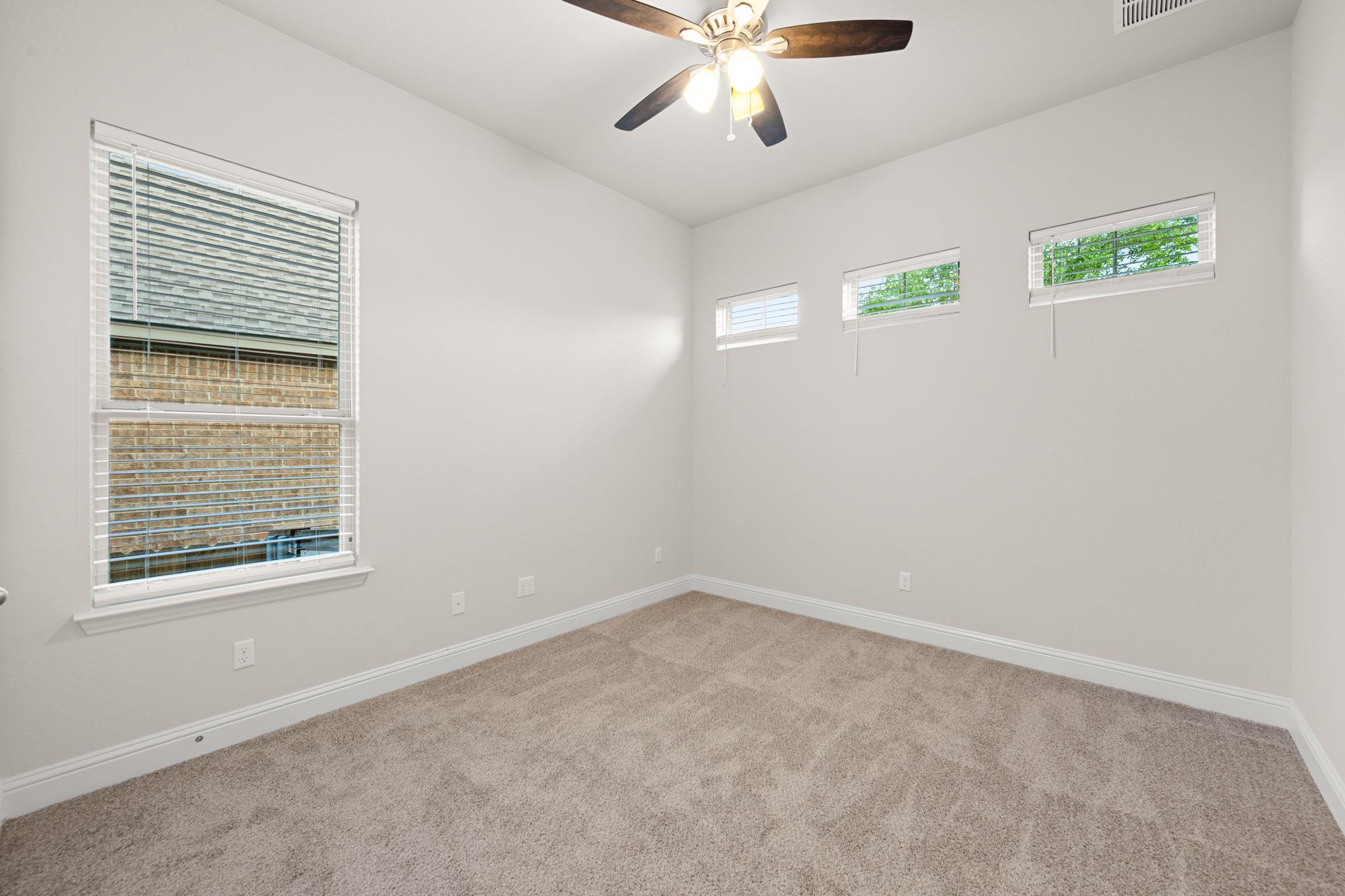 2433 Carretera Dr, Leander, TX 78641