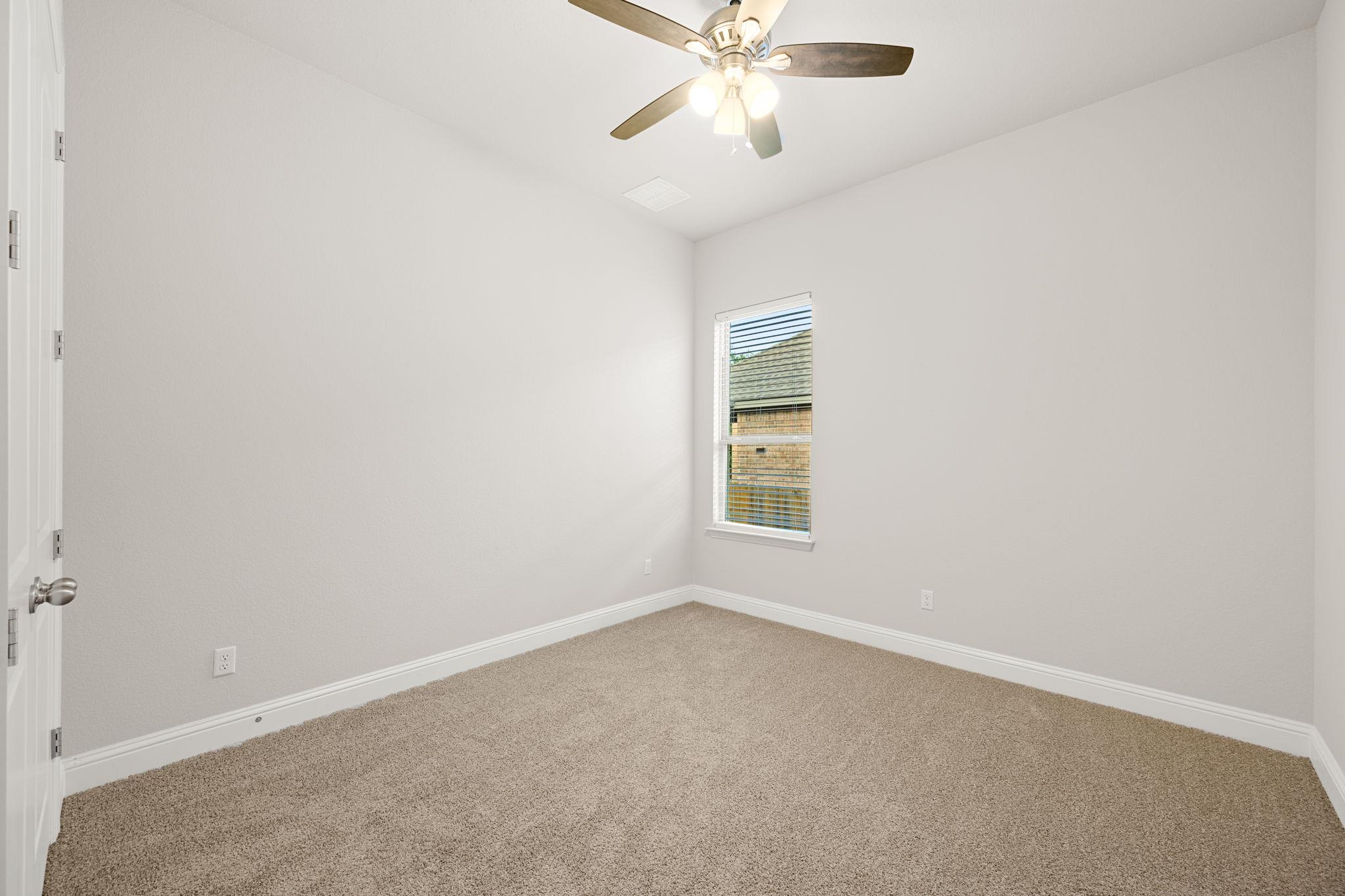 2433 Carretera Dr, Leander, TX 78641