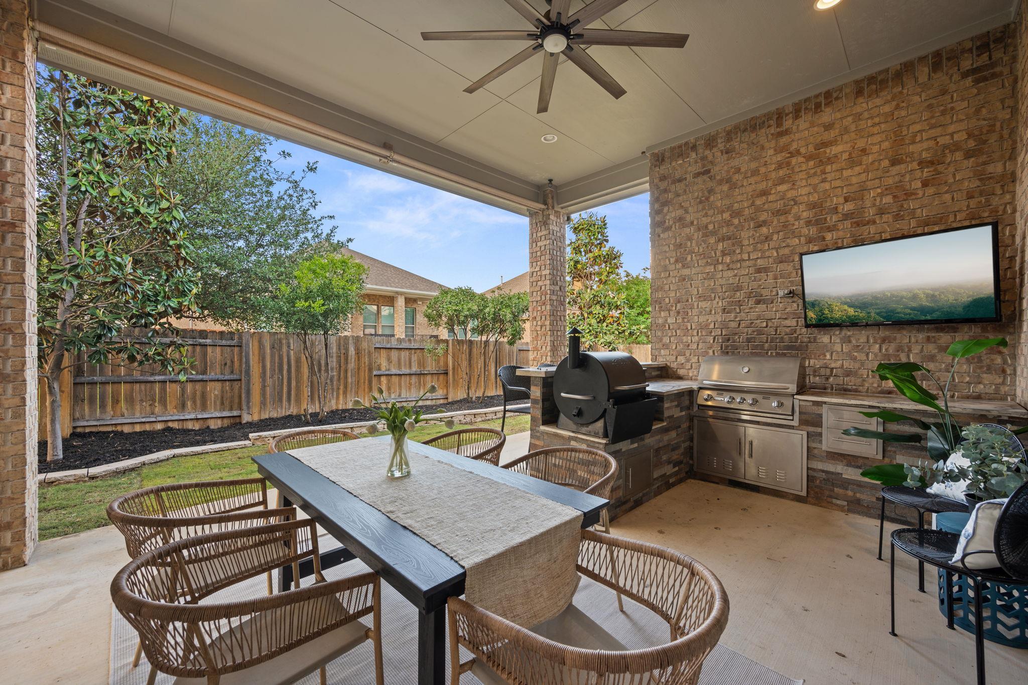 2433 Carretera Dr, Leander, TX 78641