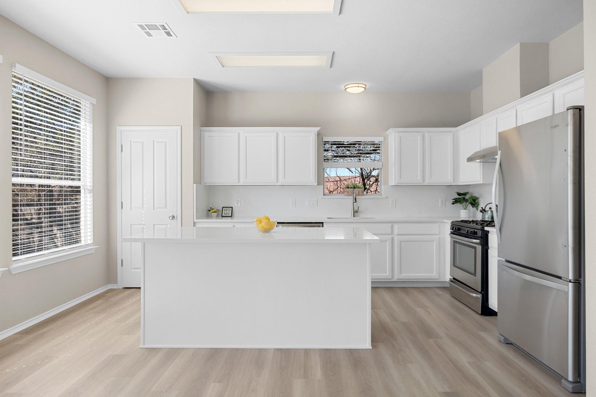 8133 Luling Ln, Austin, TX 78729