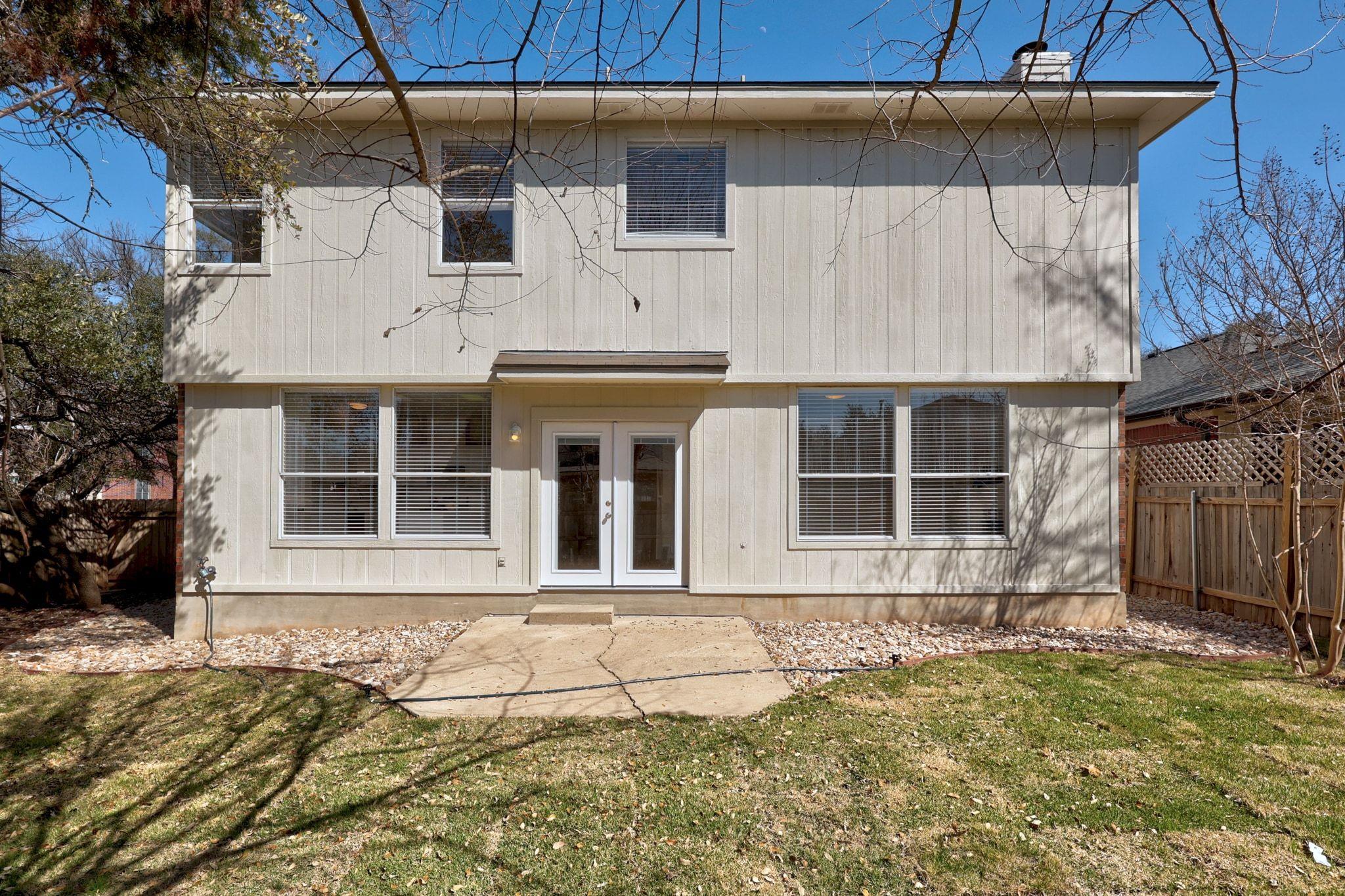 8133 Luling Ln, Austin, TX 78729