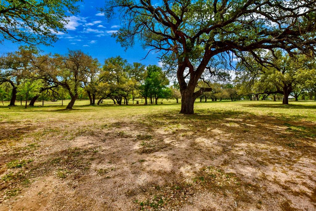 7908 CR 404, Spicewood, TX 78669
