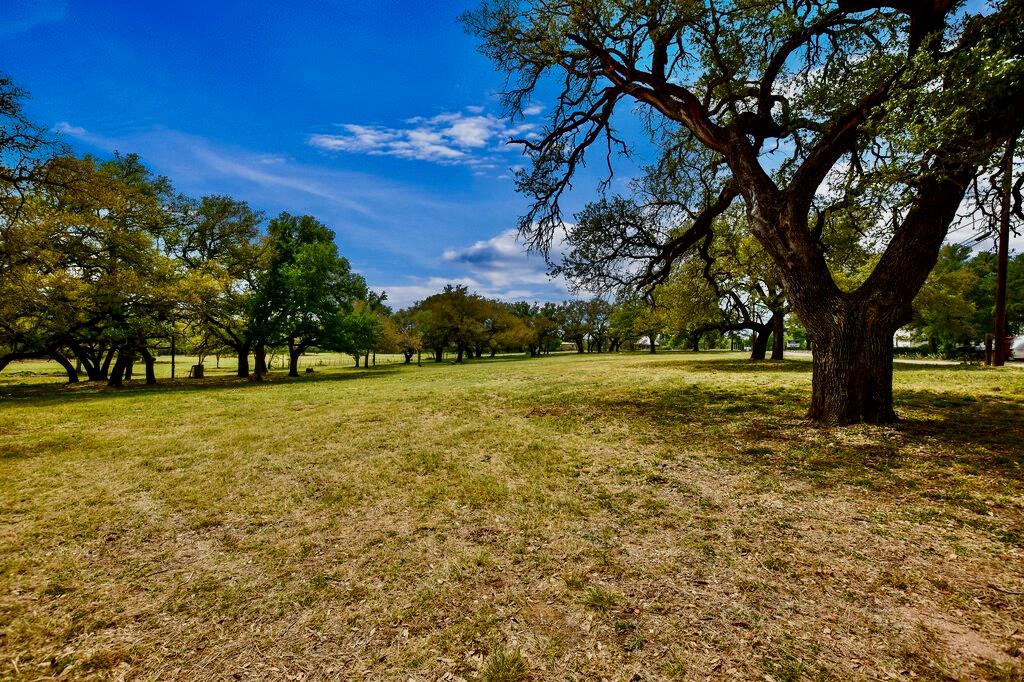 7908 CR 404, Spicewood, TX 78669