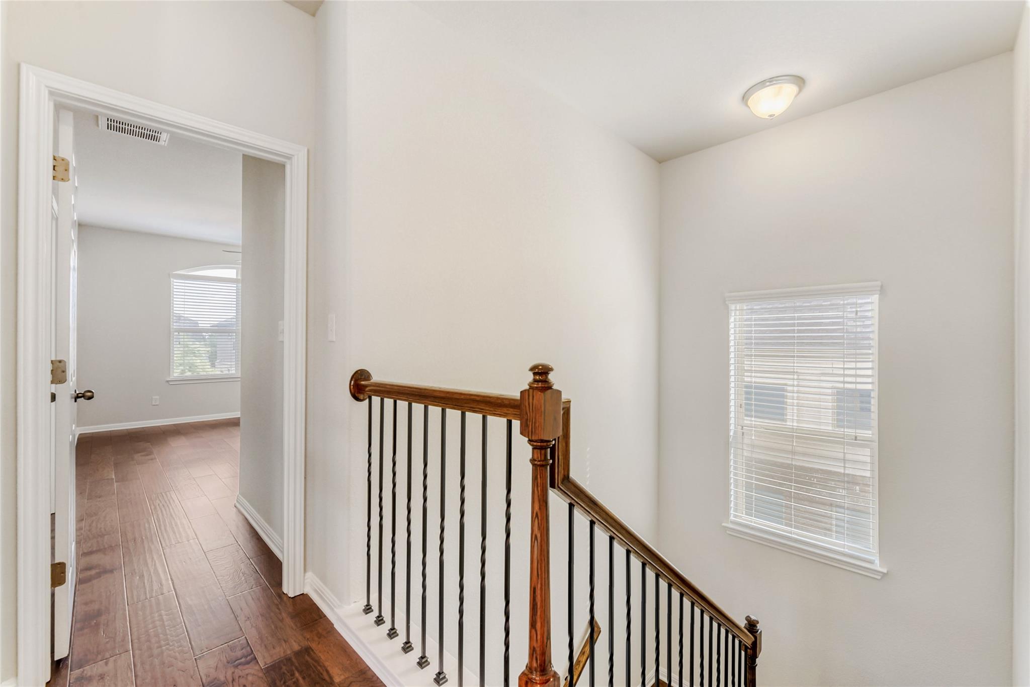 1401 Little Elm Trl # 210, Cedar Park, TX 78613