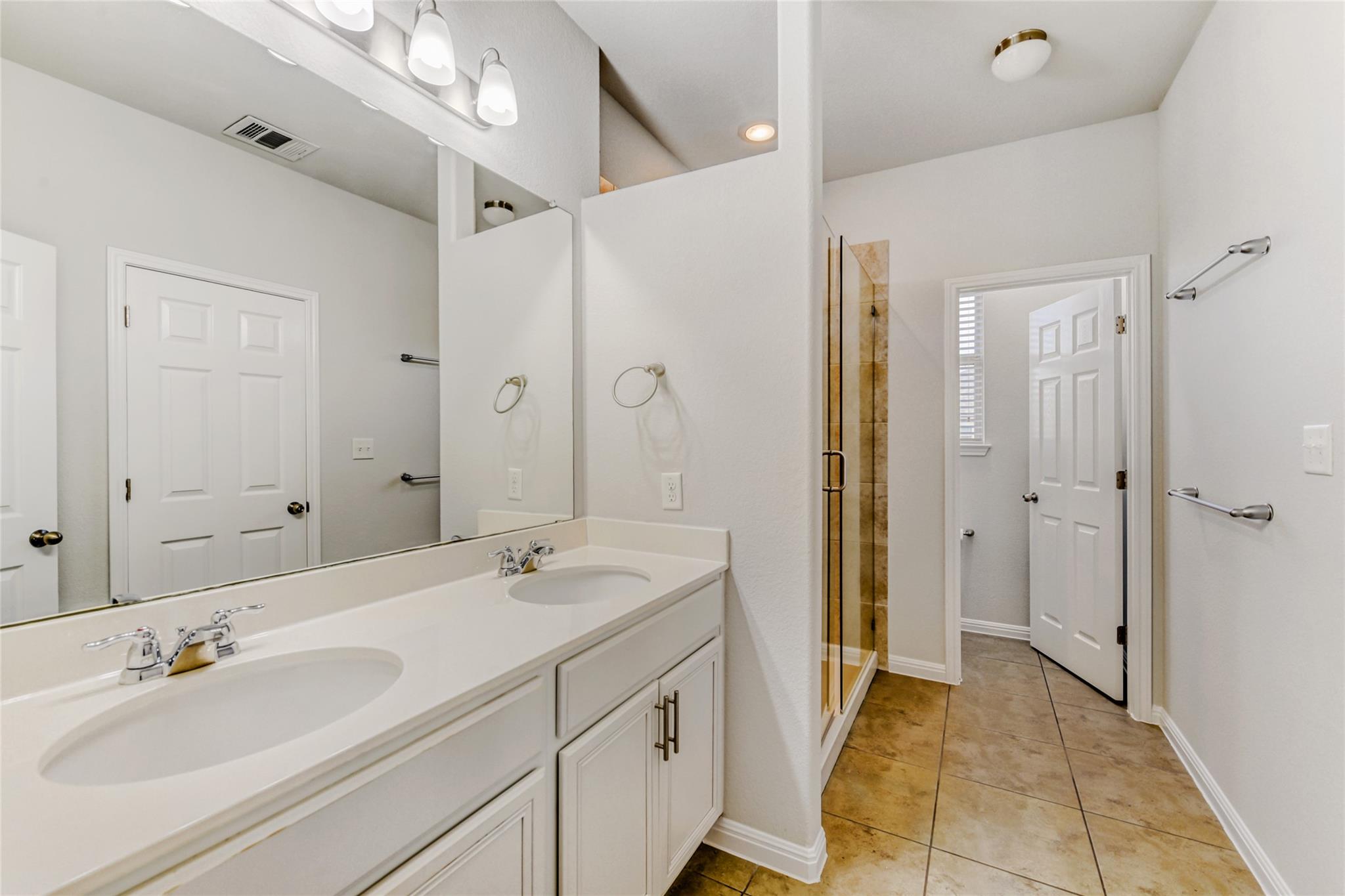 1401 Little Elm Trl # 210, Cedar Park, TX 78613