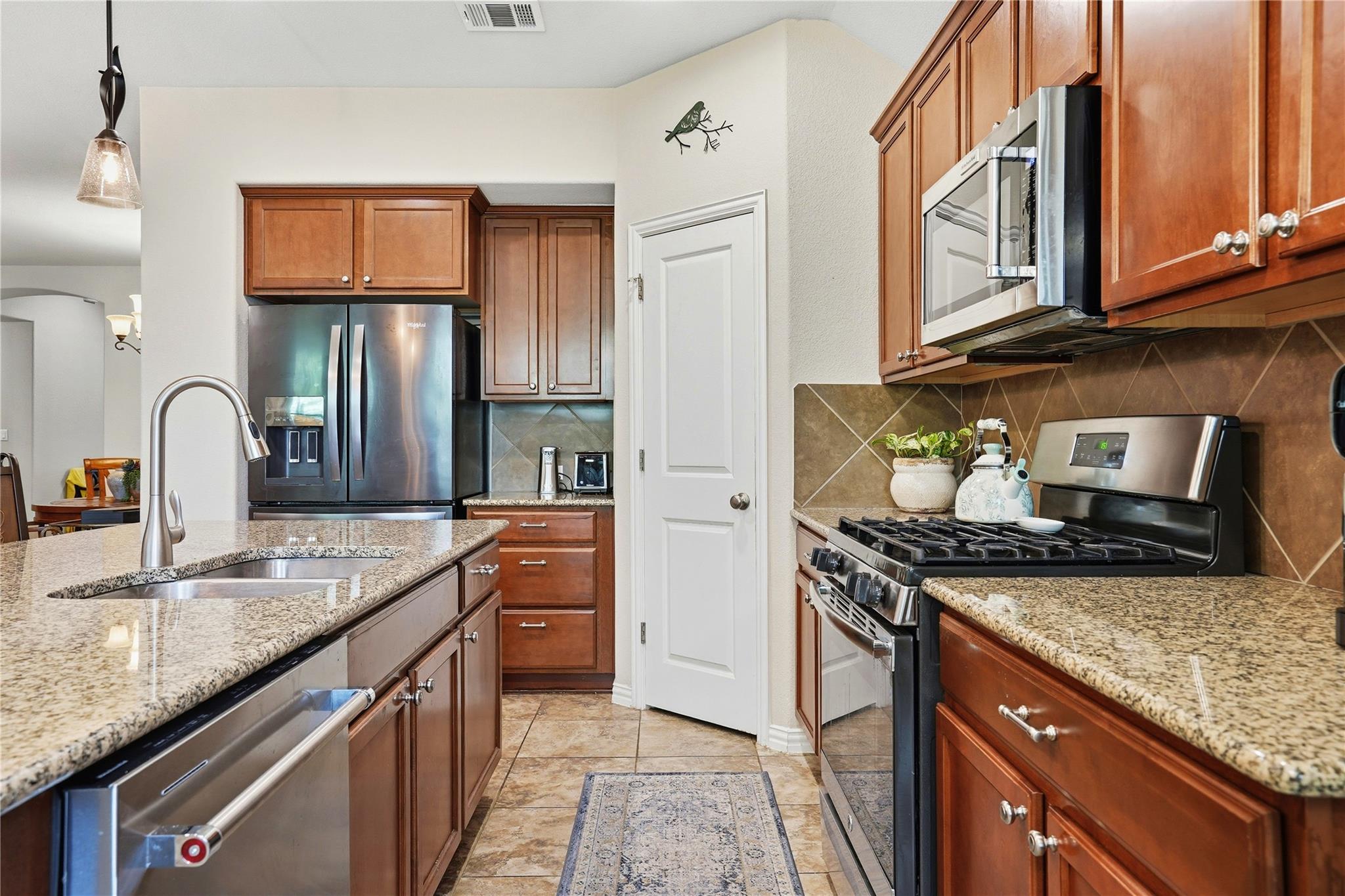 4134 Kingsley Ave, Round Rock, TX 78681