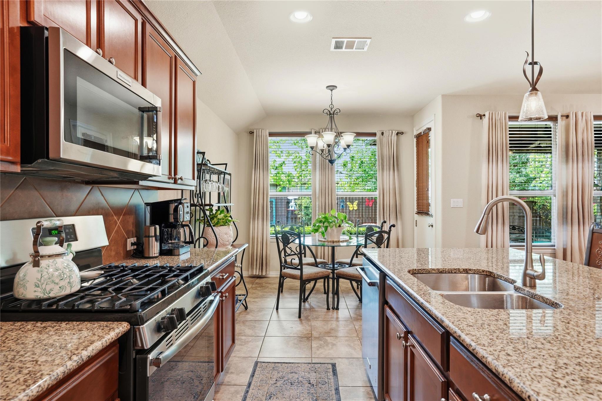 4134 Kingsley Ave, Round Rock, TX 78681