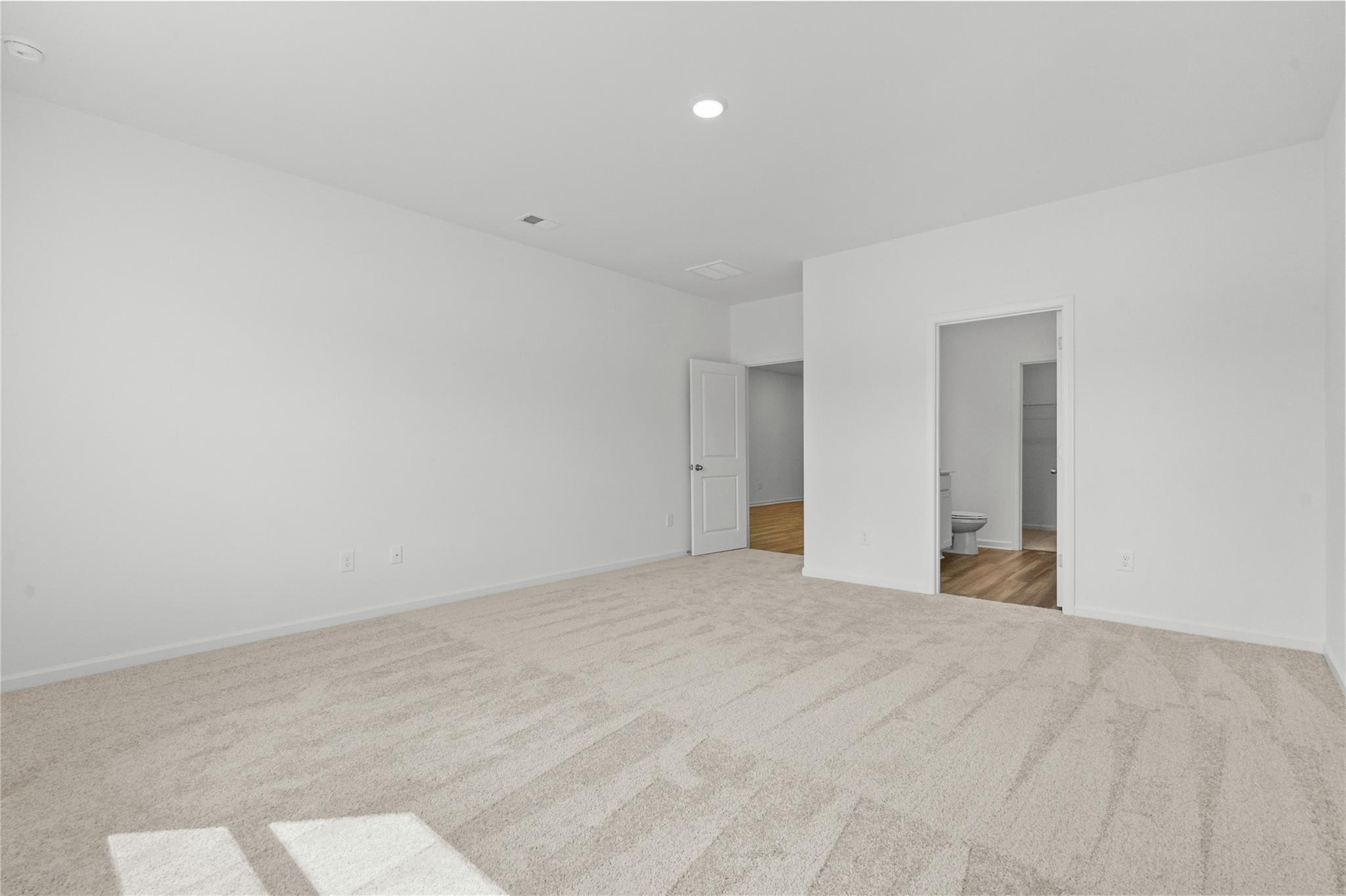 604 Sunlight Lake Blvd, Hutto, TX 78634