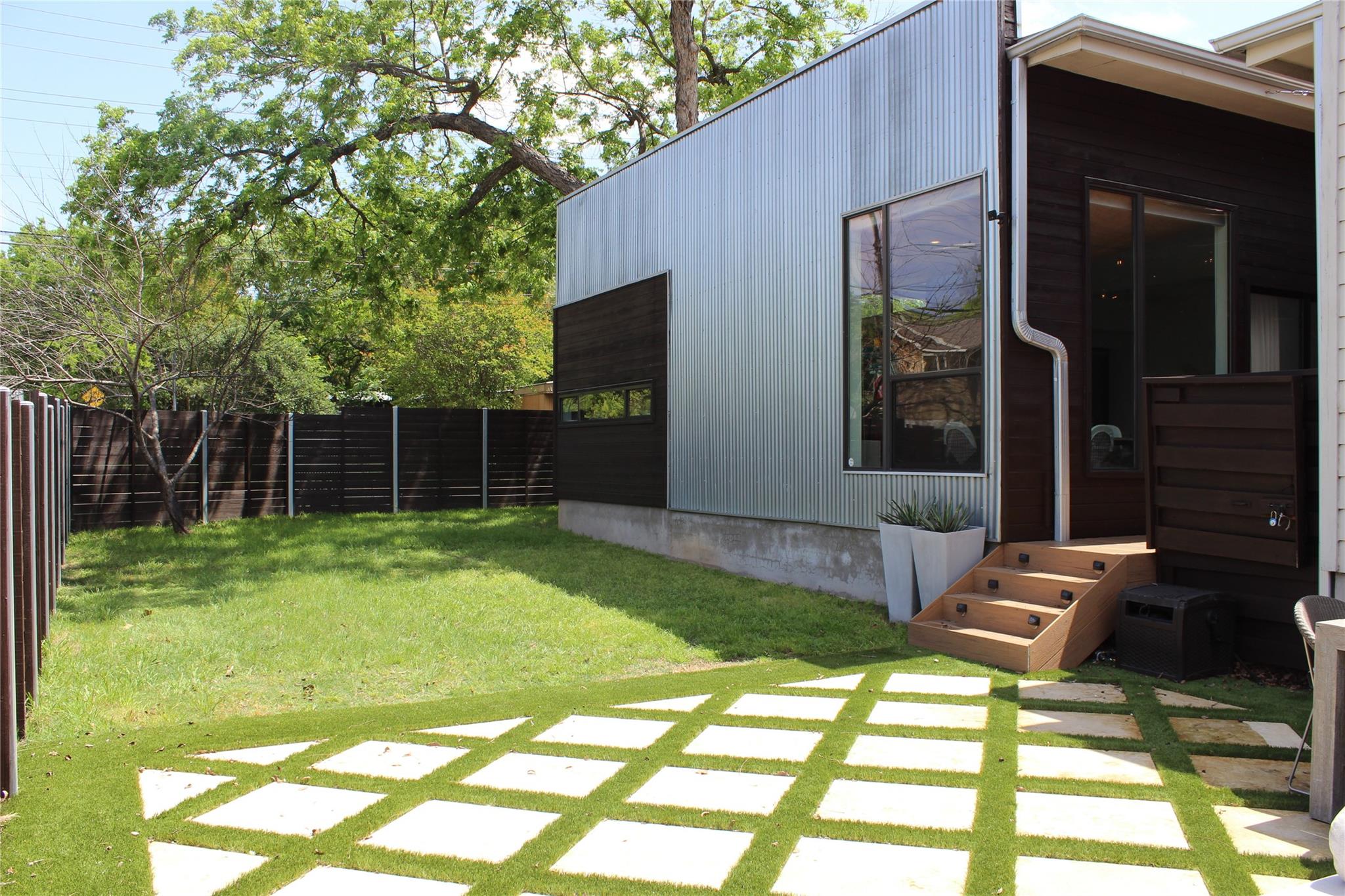 3700 Garden Villa Ln # 1, Austin, TX 78704